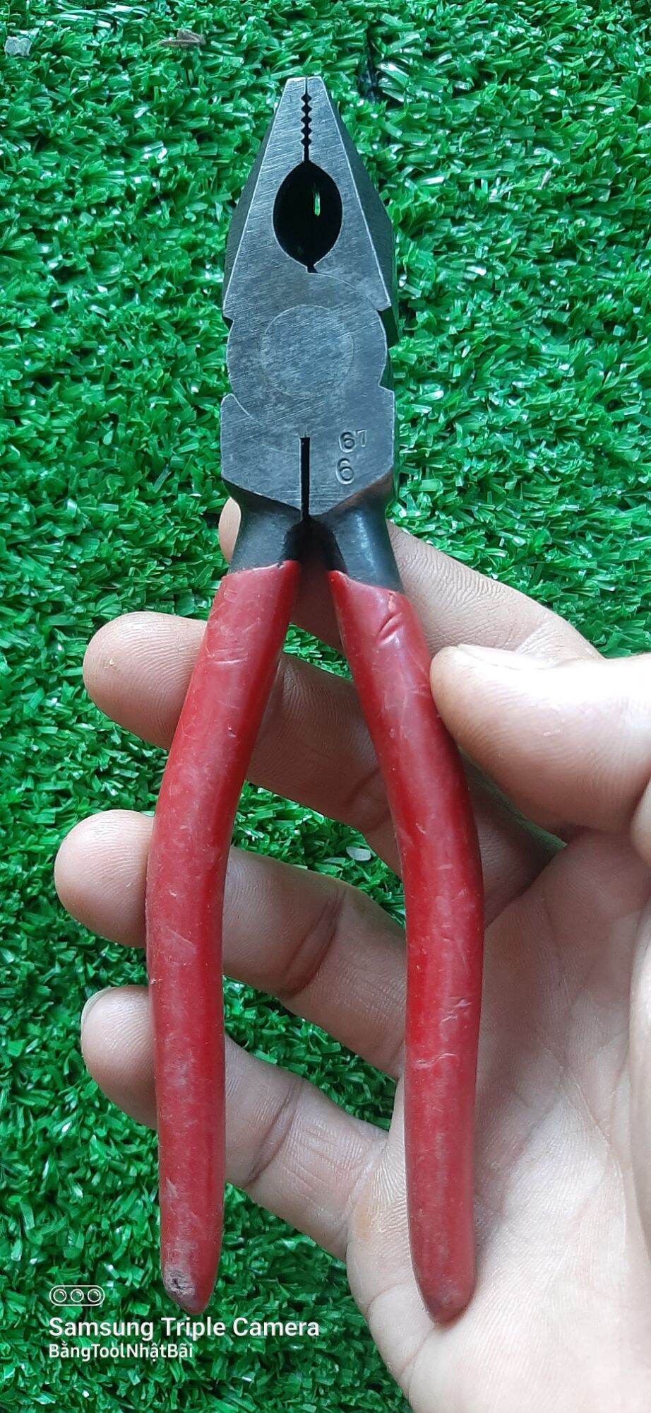 Kìm con cá 2 lỗ nhật bãi
