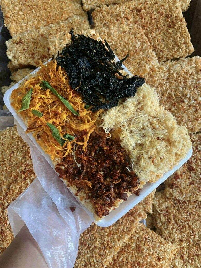 Cơm Cháy Mix 4 Vị Khay Như Hình