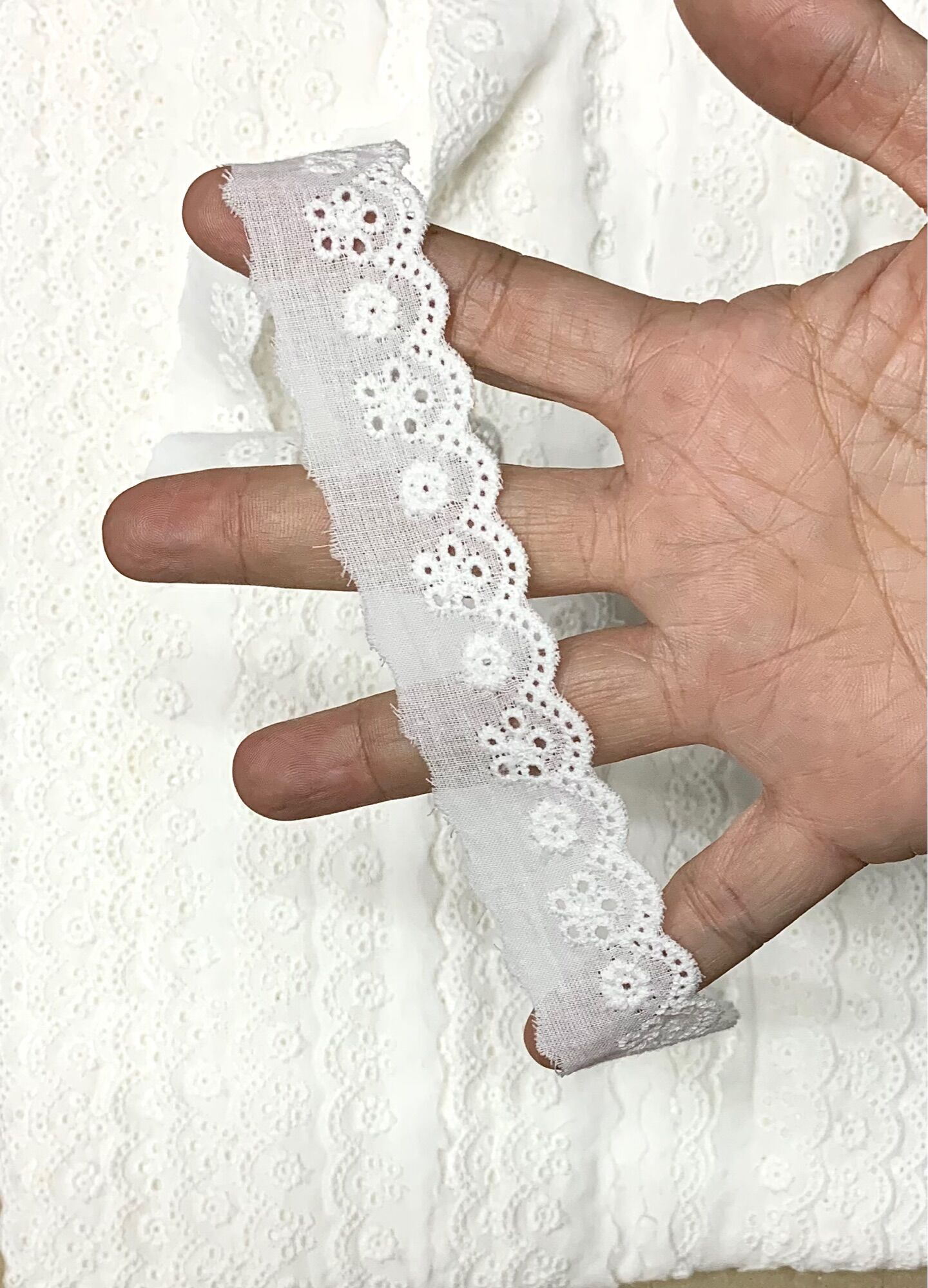 Ren vải 2,5cm.