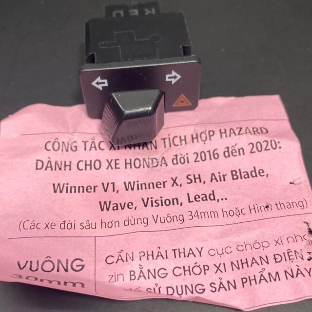 nút công tắc Hazard gắn xe máy