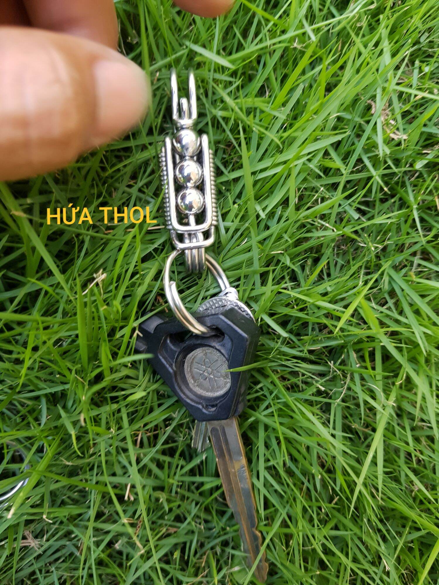 Móc treo chìa khóa ôtô xe máy, móc khóa thủ công móc khóa inox phúc lộc thọ càng sài càng bóng đem lại may mắn cho người dùng.