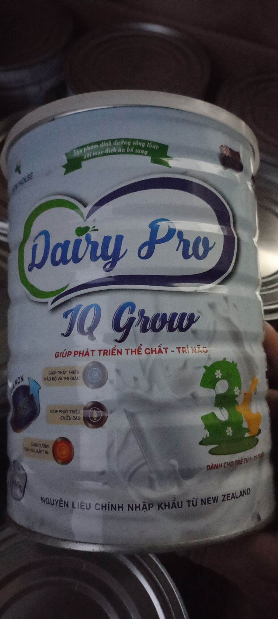 Sữa Bột hết date  Cho thú cưng hộp 900g