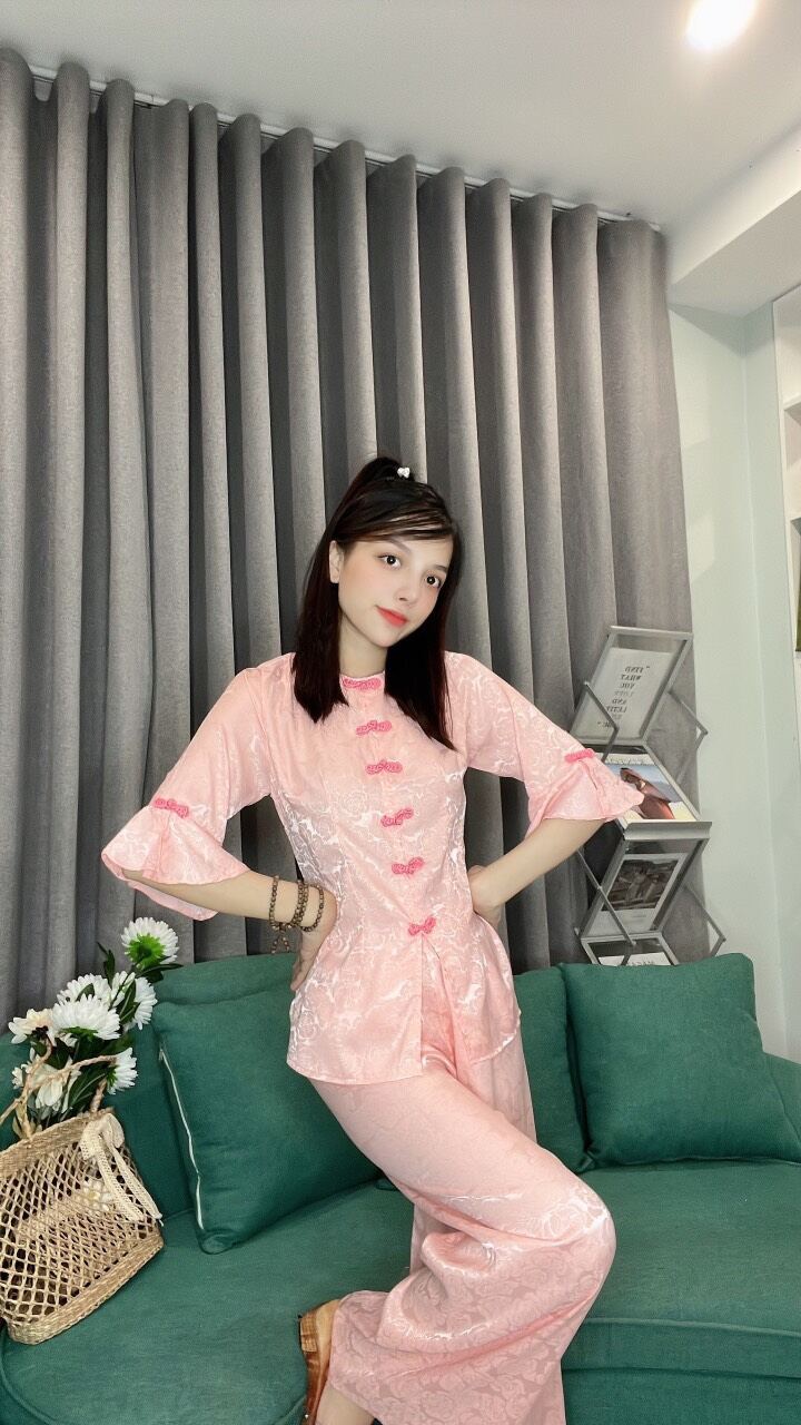 Đồ Lam Đi Chùa - Mẫu bà ba lụa gấm tay xòe