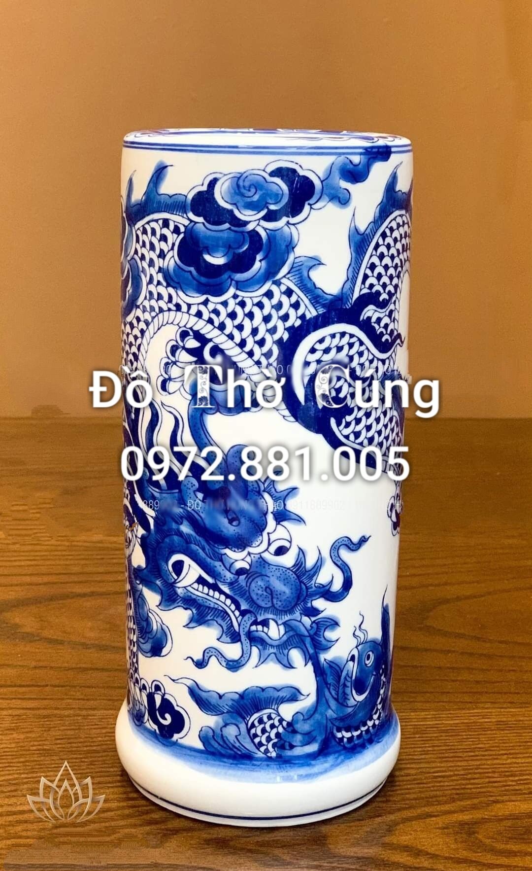 Ống hương, lọ để hương men lam