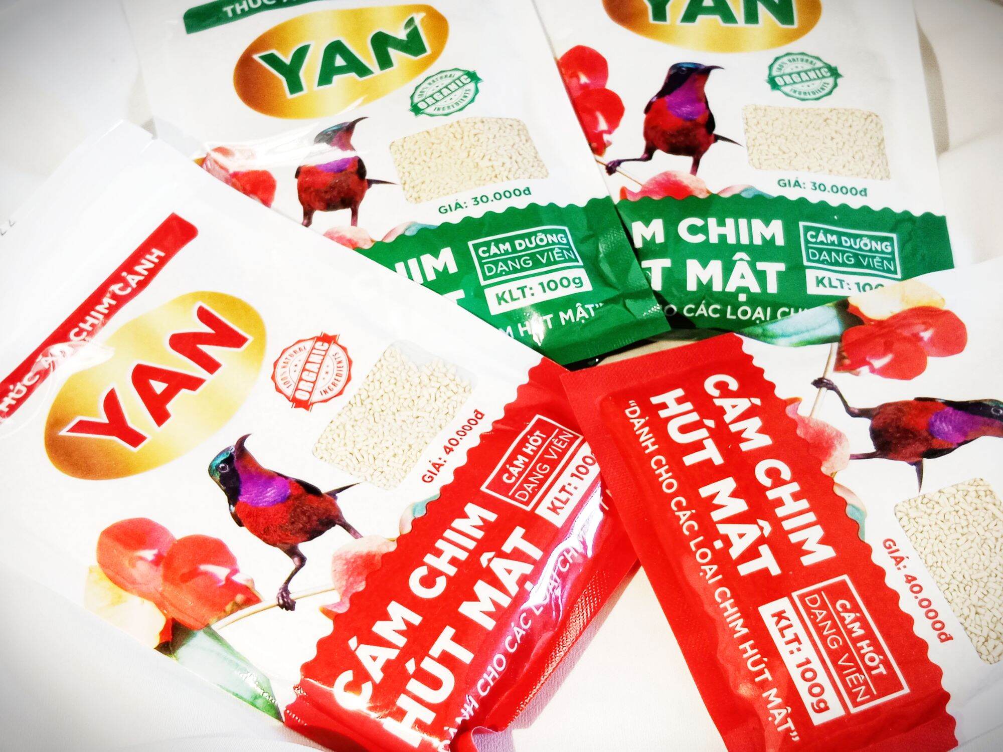 Yan dưỡng. Cám dành cho chim hút mật
