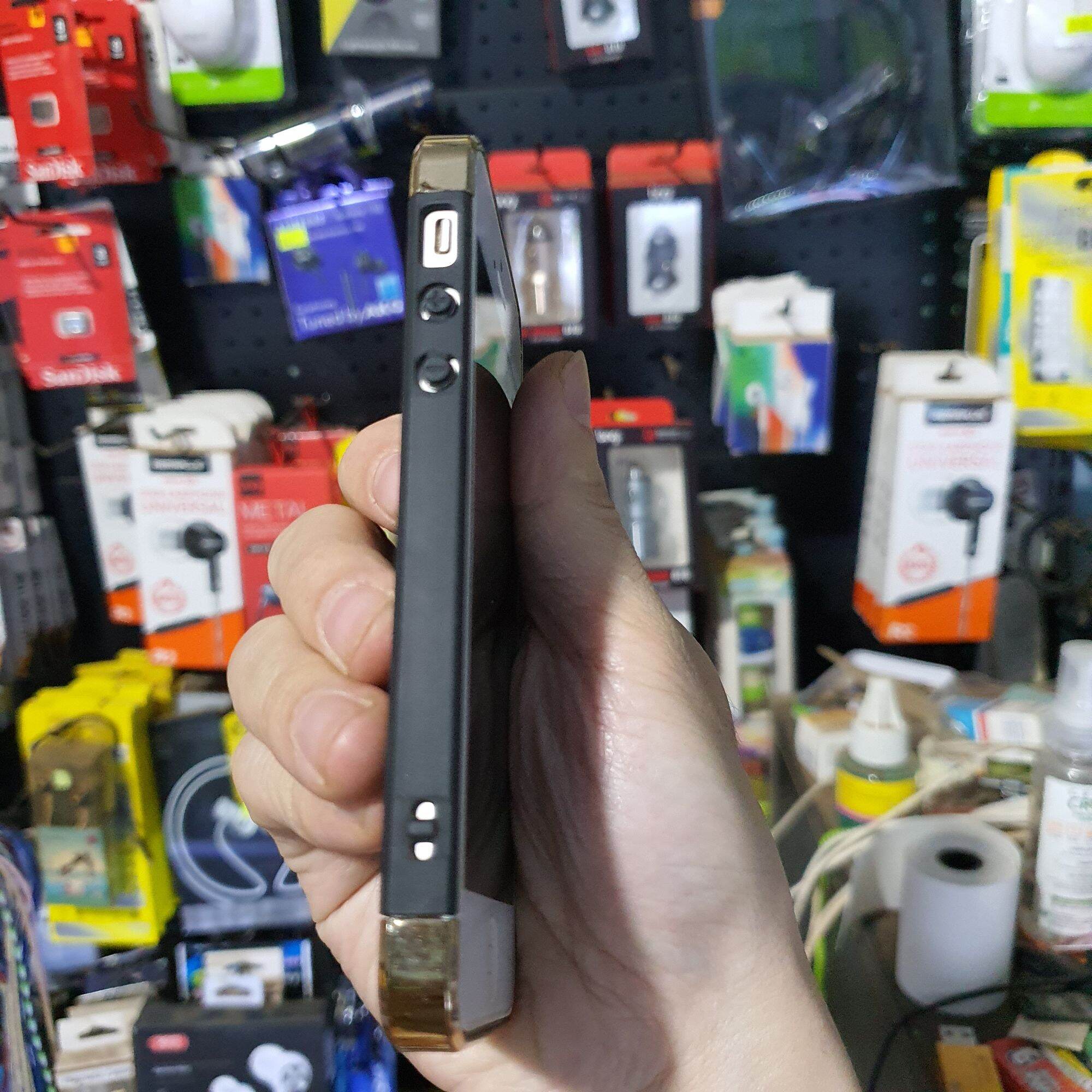 Ốp Lưng iPhone 5/5S Lắp Ráp 3 Mảnh