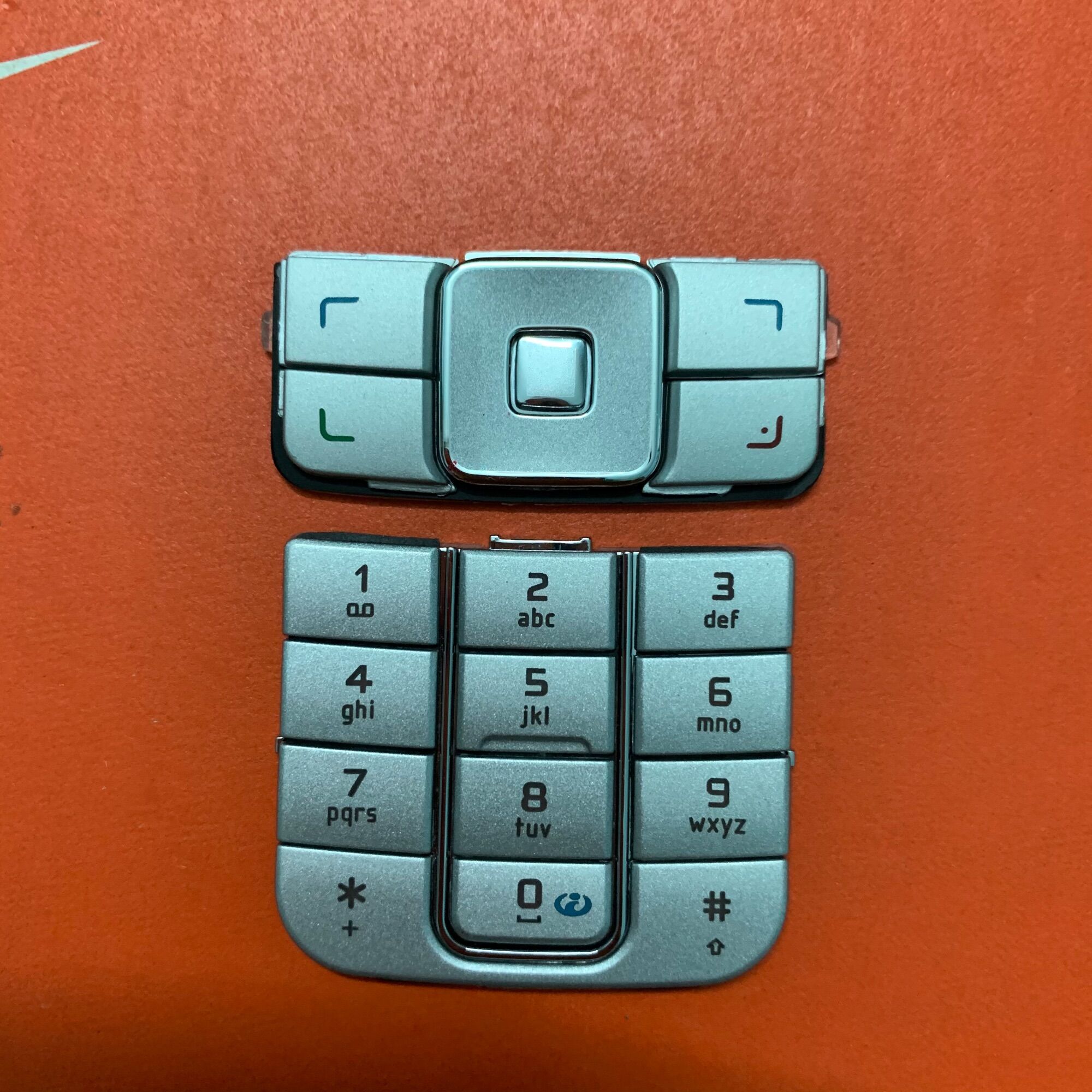 Phím 6270