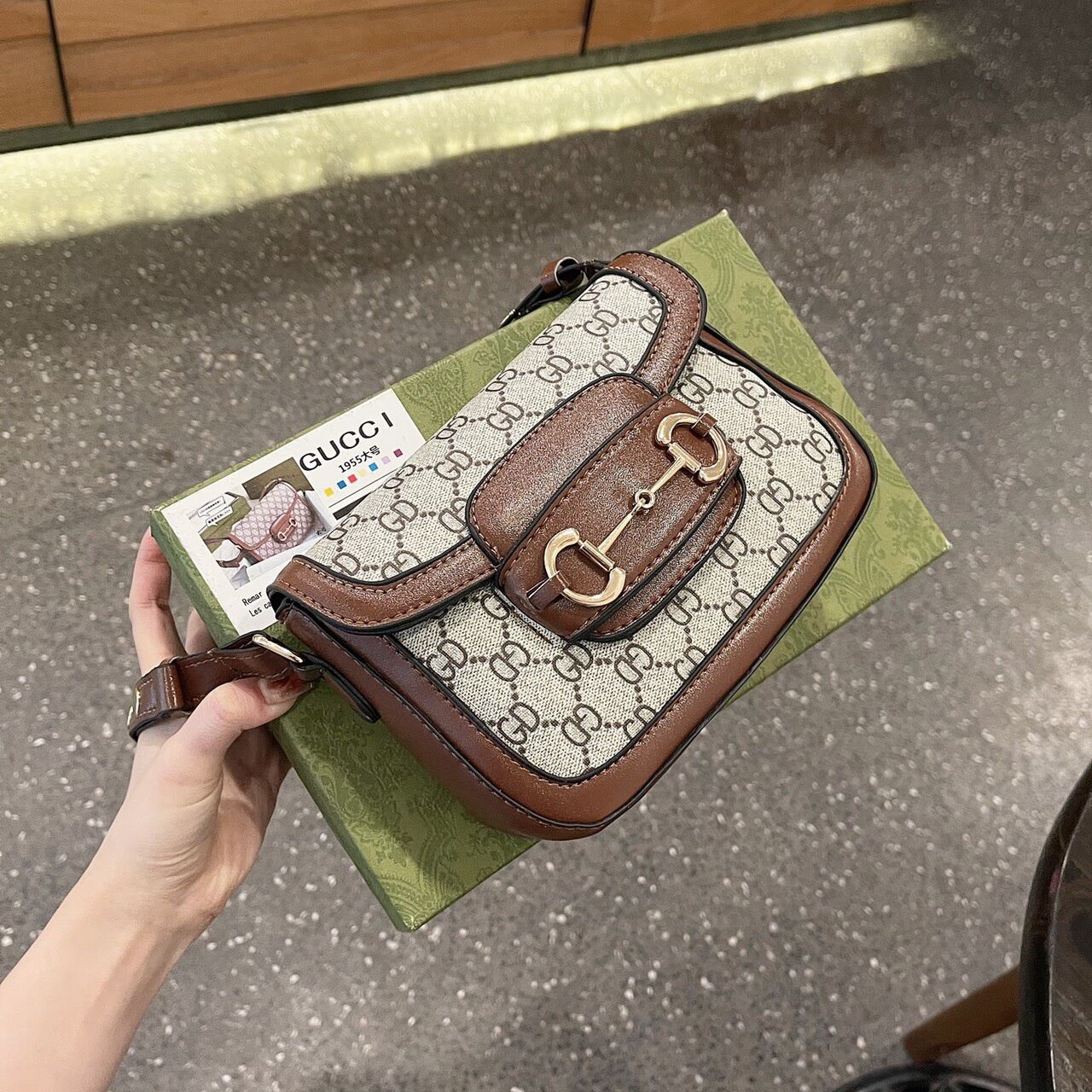 Túi xách nữ Đeo chéo hồ hà size 19cm