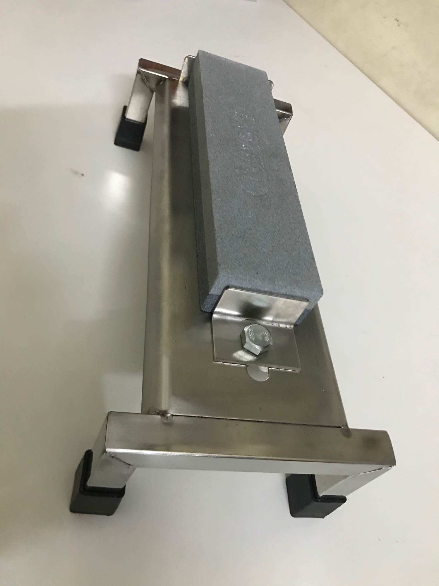 Giá kẹp định vị đá mài dao inox