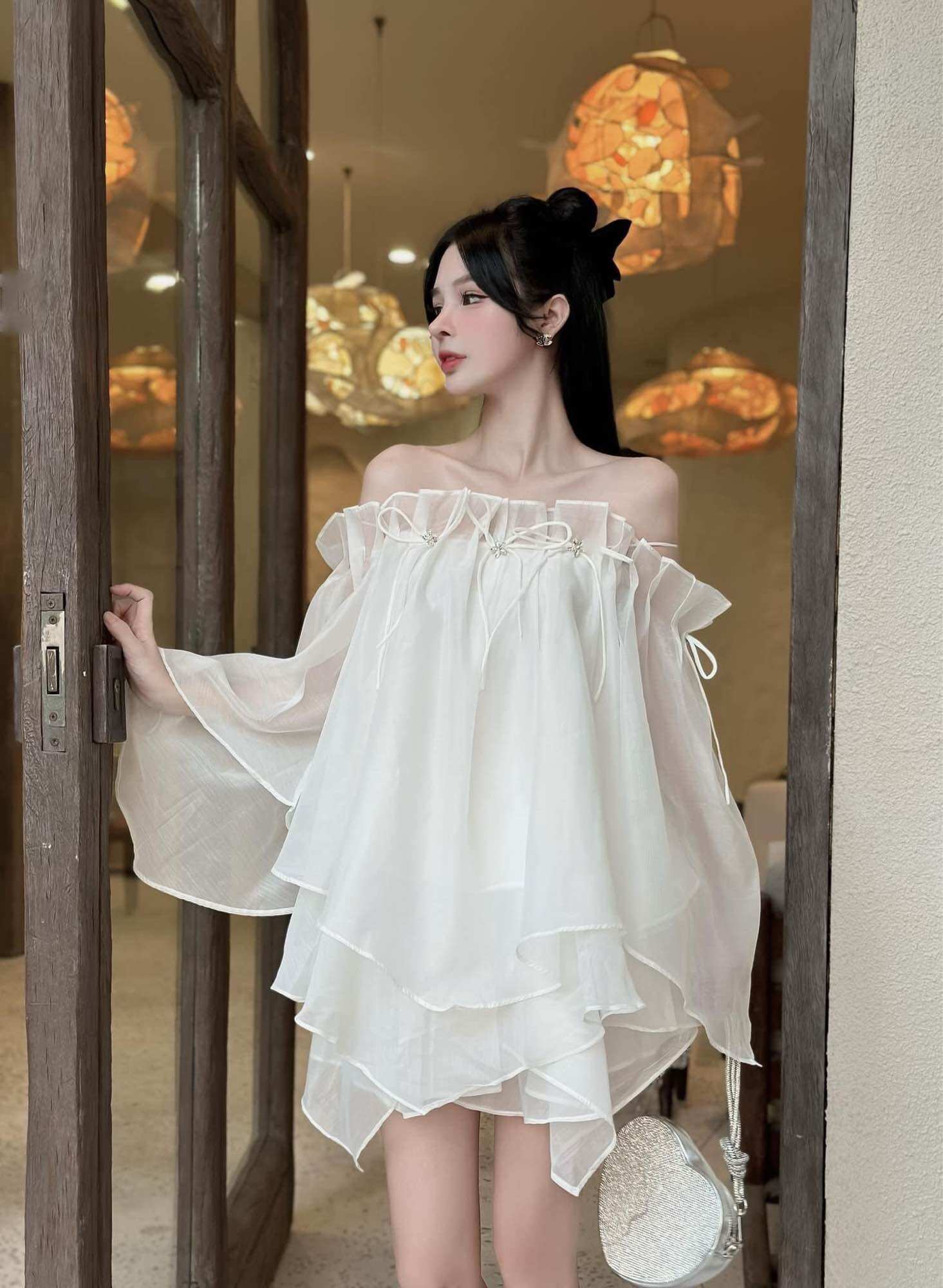 Set váy tơ tầng trễ vai