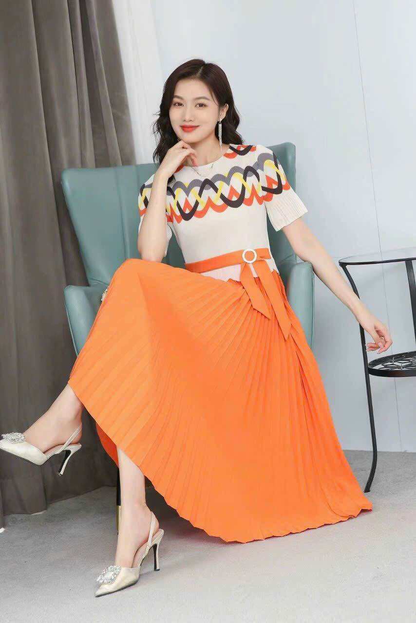 ( HÀNG QUẢNG CHÂU CAO CẤP) VÁY ĐẦM LỤA DẬP LY THẮT NƠ ĐIỆU ĐÀ