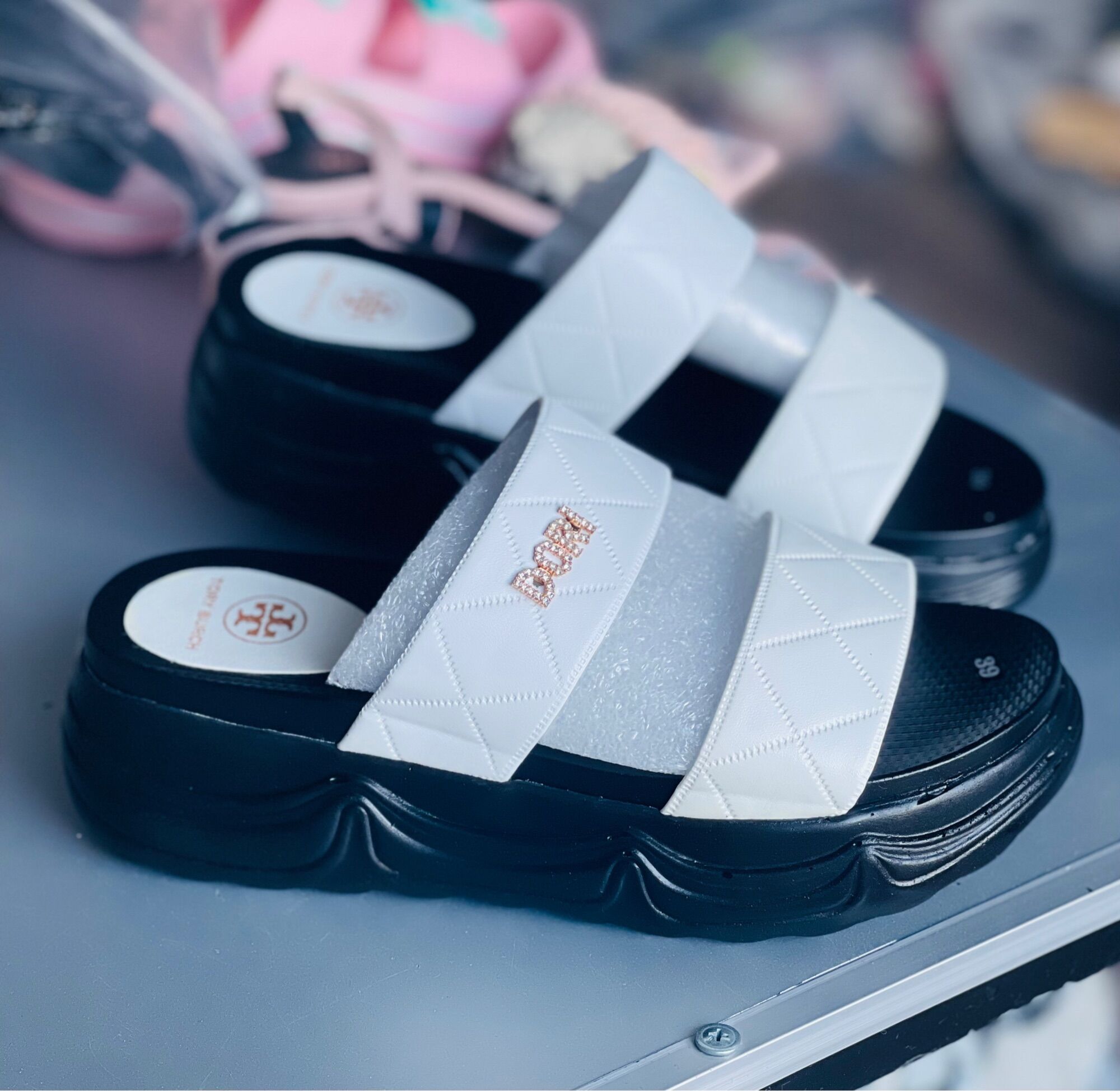 Form to lùi size - dép lê xuồng 8 cm mang nhẹ nâng chiều cao nhựa pu bmlp01