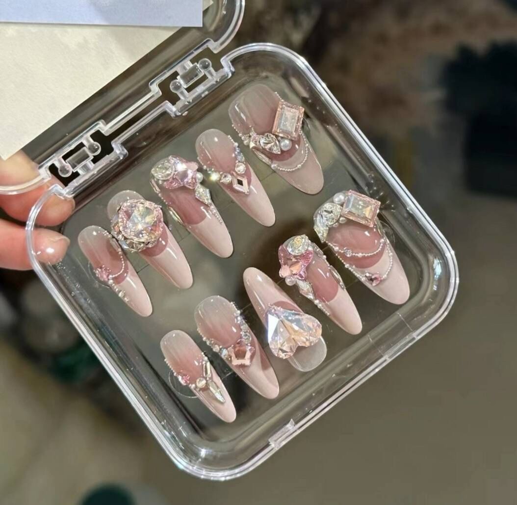 Nailbox thiết kế màu thạch ombre gắn đá, cô dâu , đi tiệc 87