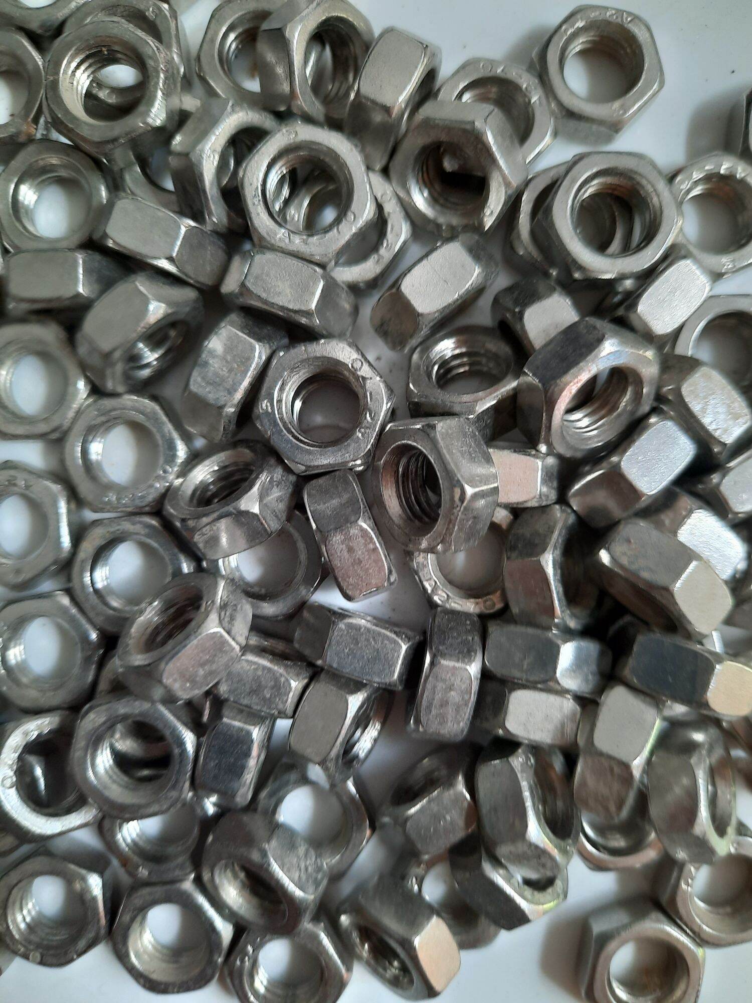 20 tán inox 304 M8