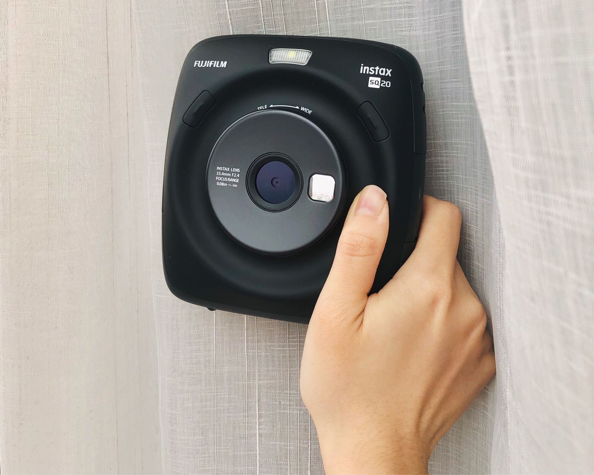 Máy ảnh Fujifilm Instax SQ20 [TẶNG 10 FILM]