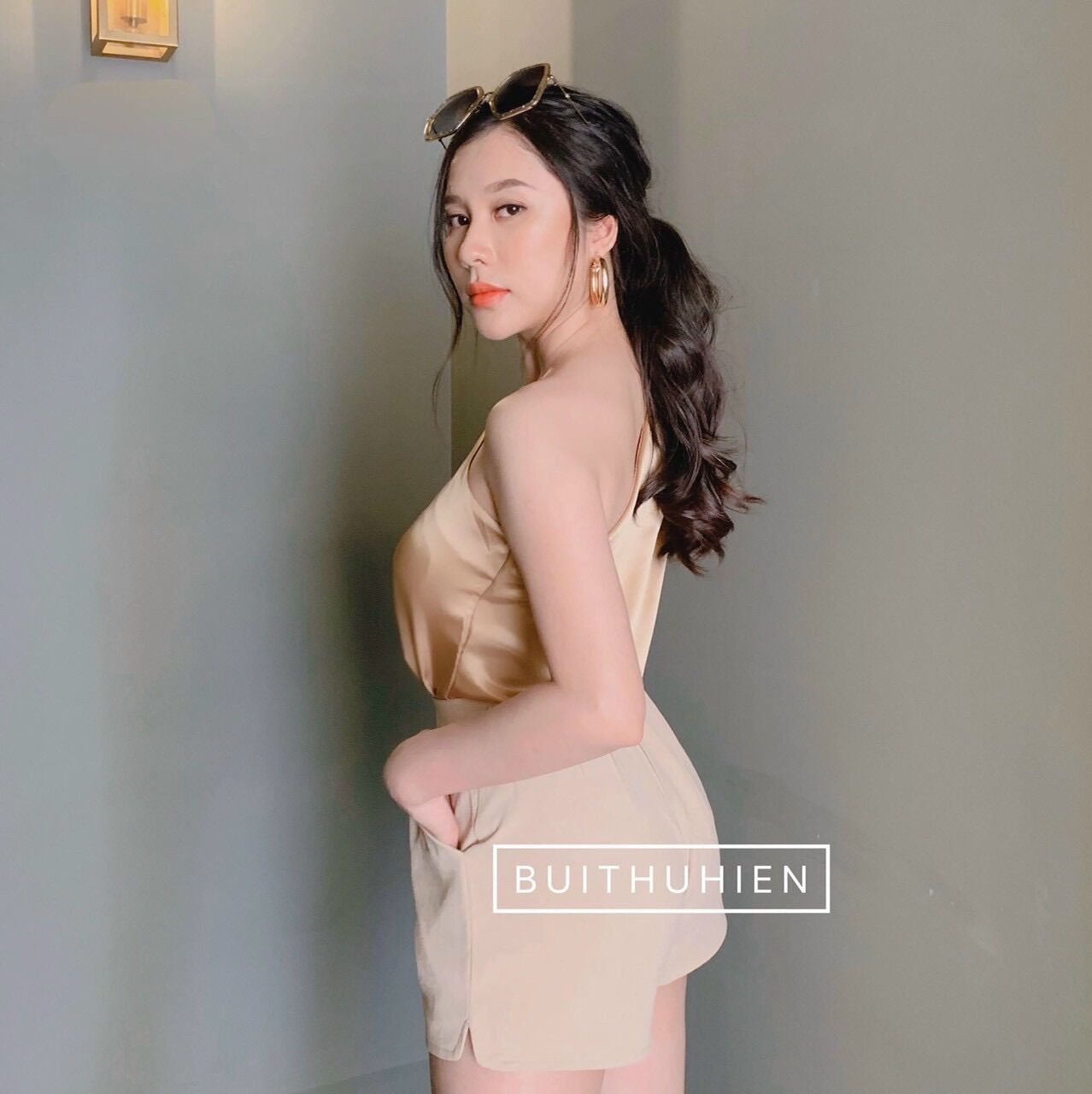 Áo phi lụa lệch vai sang trọng kèm ảnh thật