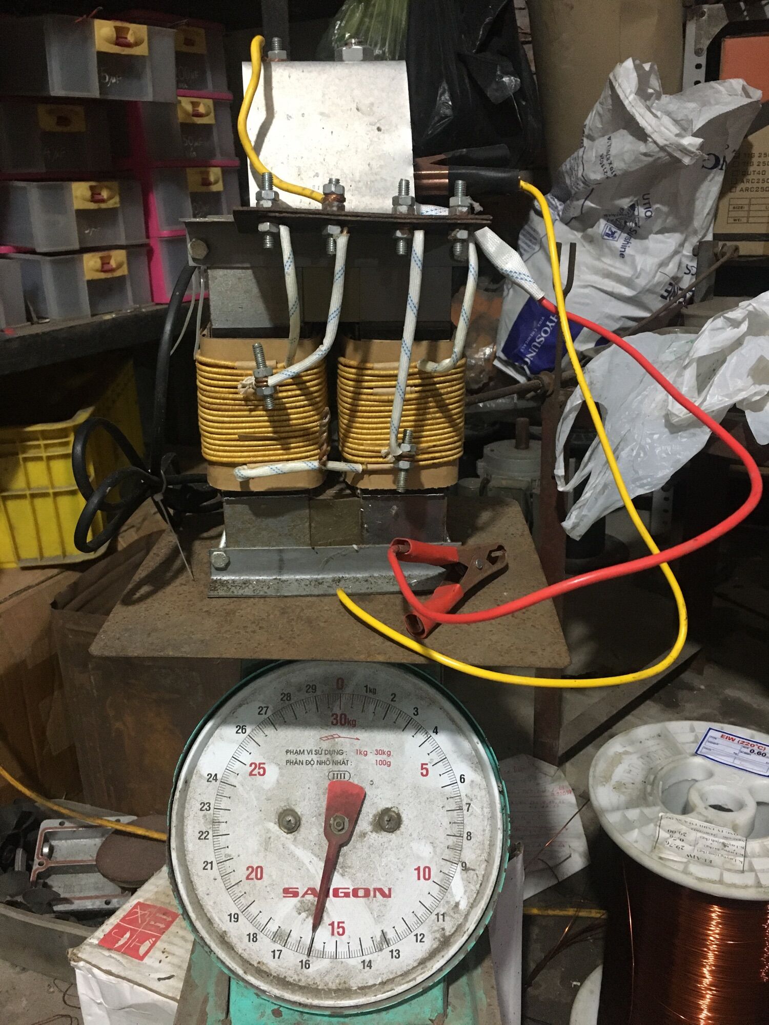 Máy sạc ắc quy 12v-24v có chế độ nhanh chậm
