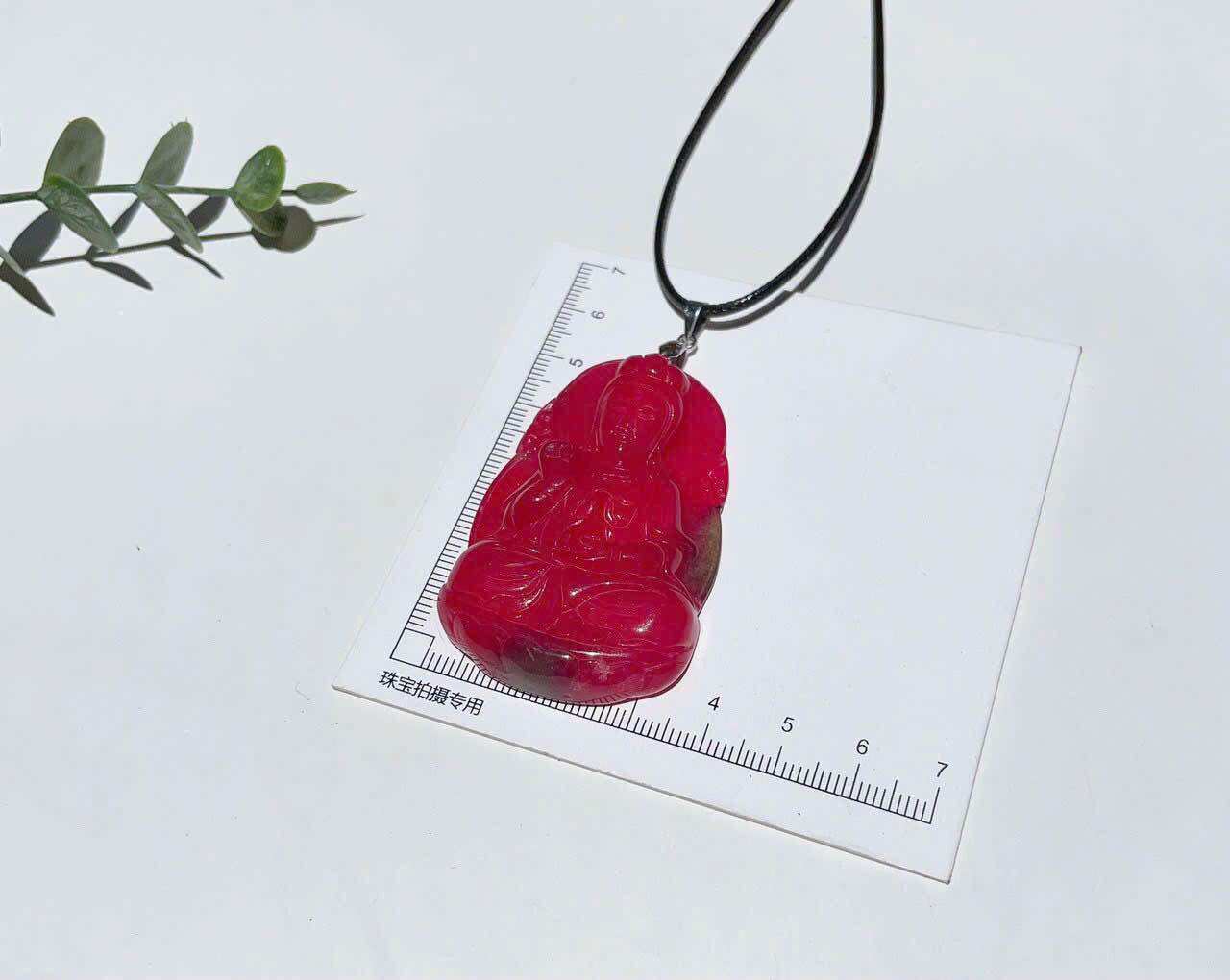 Mặt phật quan âm đá ruby phi rất đẹp