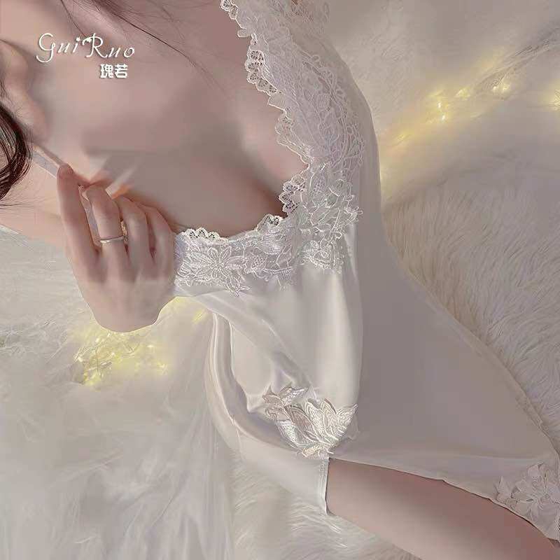 SẴN - Đầm ngủ trắng quyến rũ