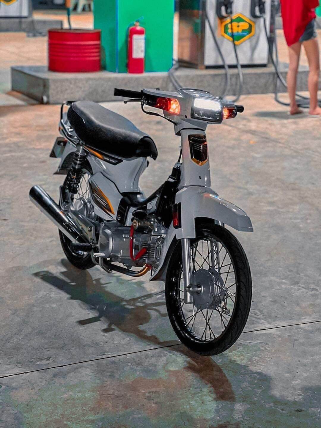 Cùm công tắc xe Dream