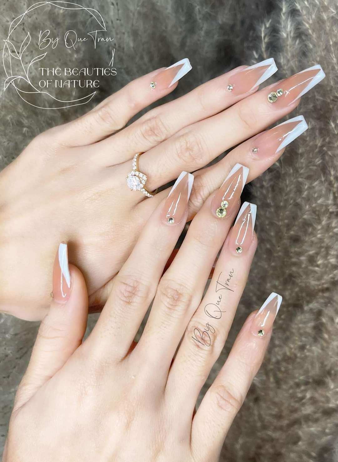Nailbox sang chảnh, móng tay giả mua 1 tặng 5