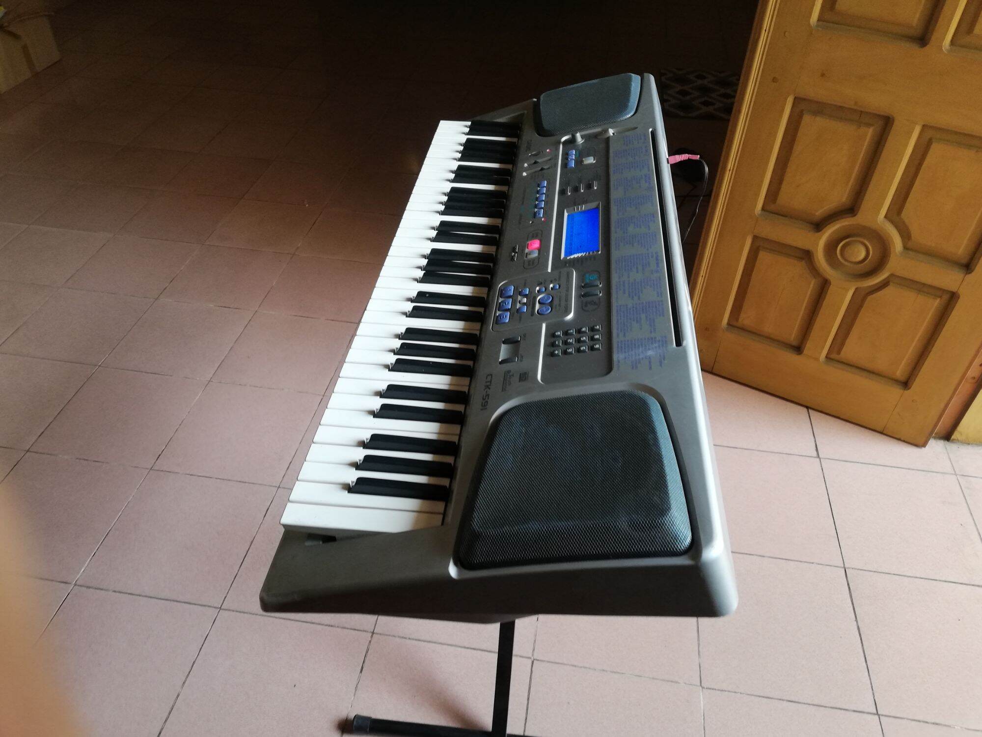 Đàn organ Casio CTK 591