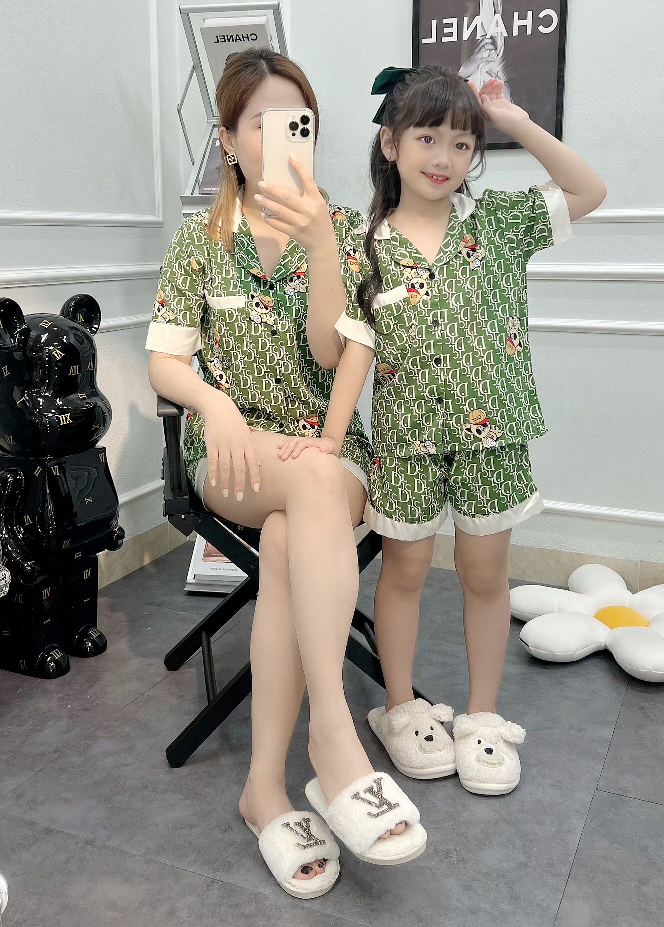 Bộ ngủ pijama đôi cho mẹ và bé trai, bé gái chất lụa mango