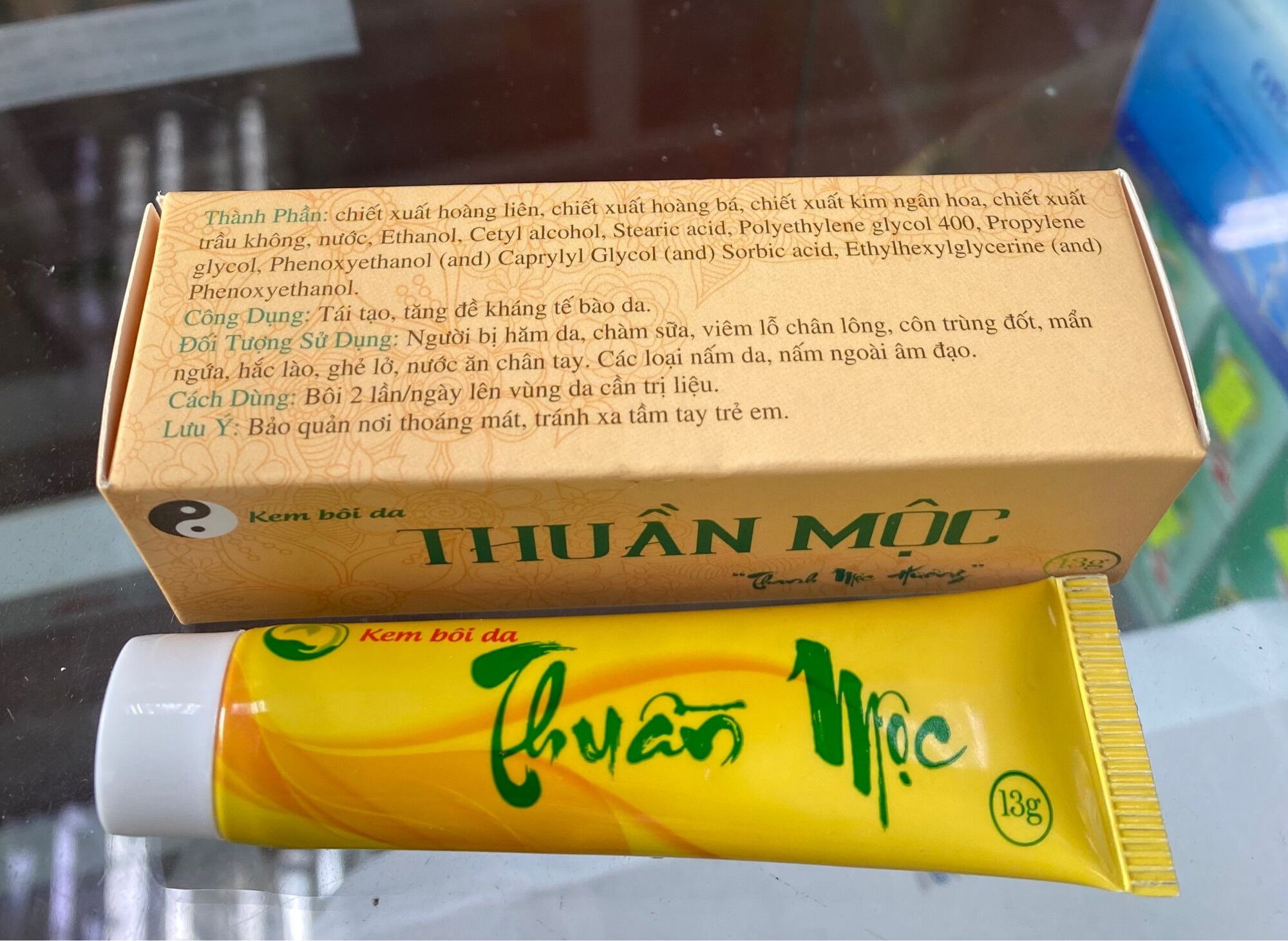 Kem bôi da thuần mộc dùng cho trẻ em và người lớn.