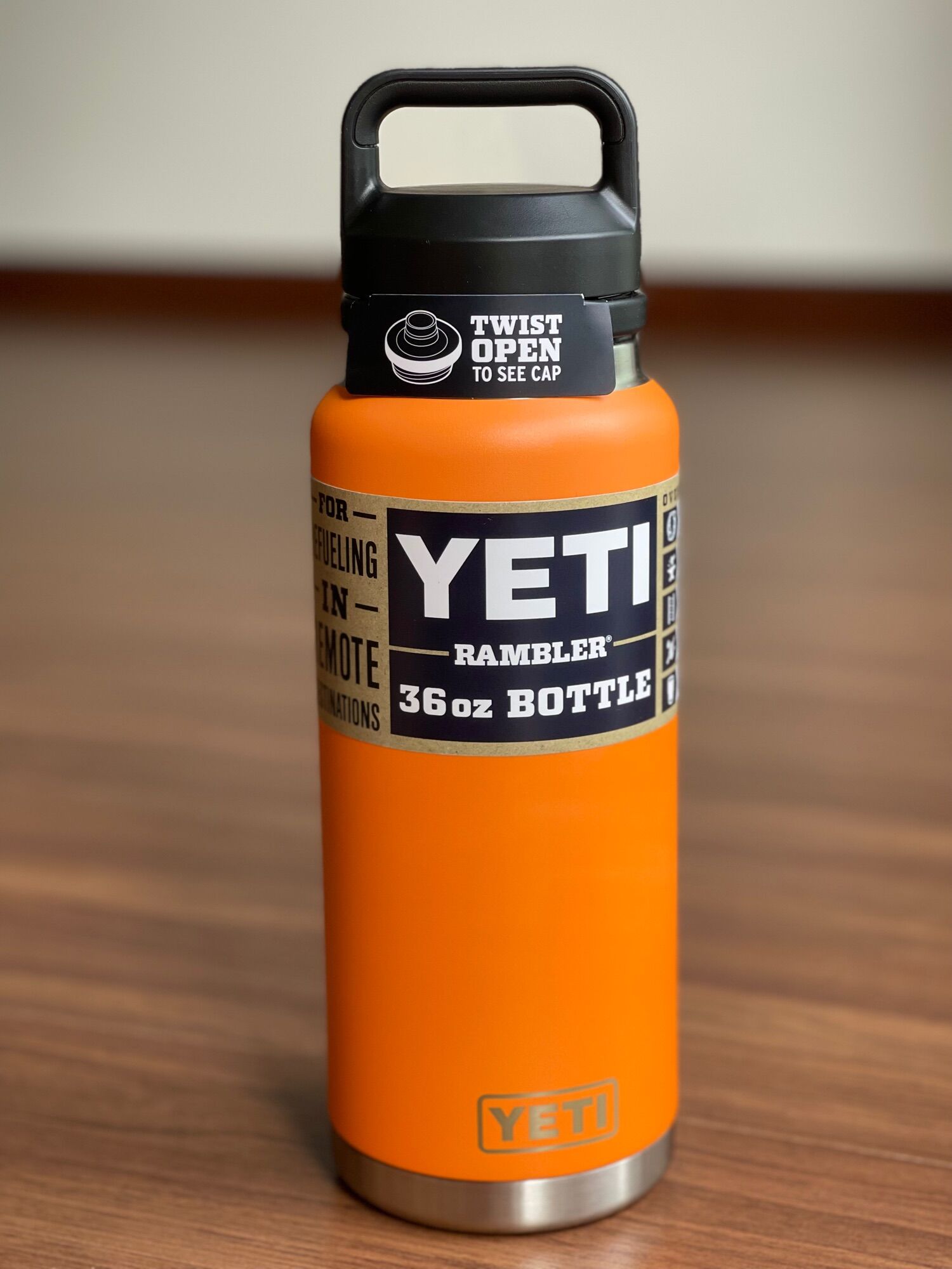 Bình giữ nhiệt yeti rambler 36 oz bottle with chug cap