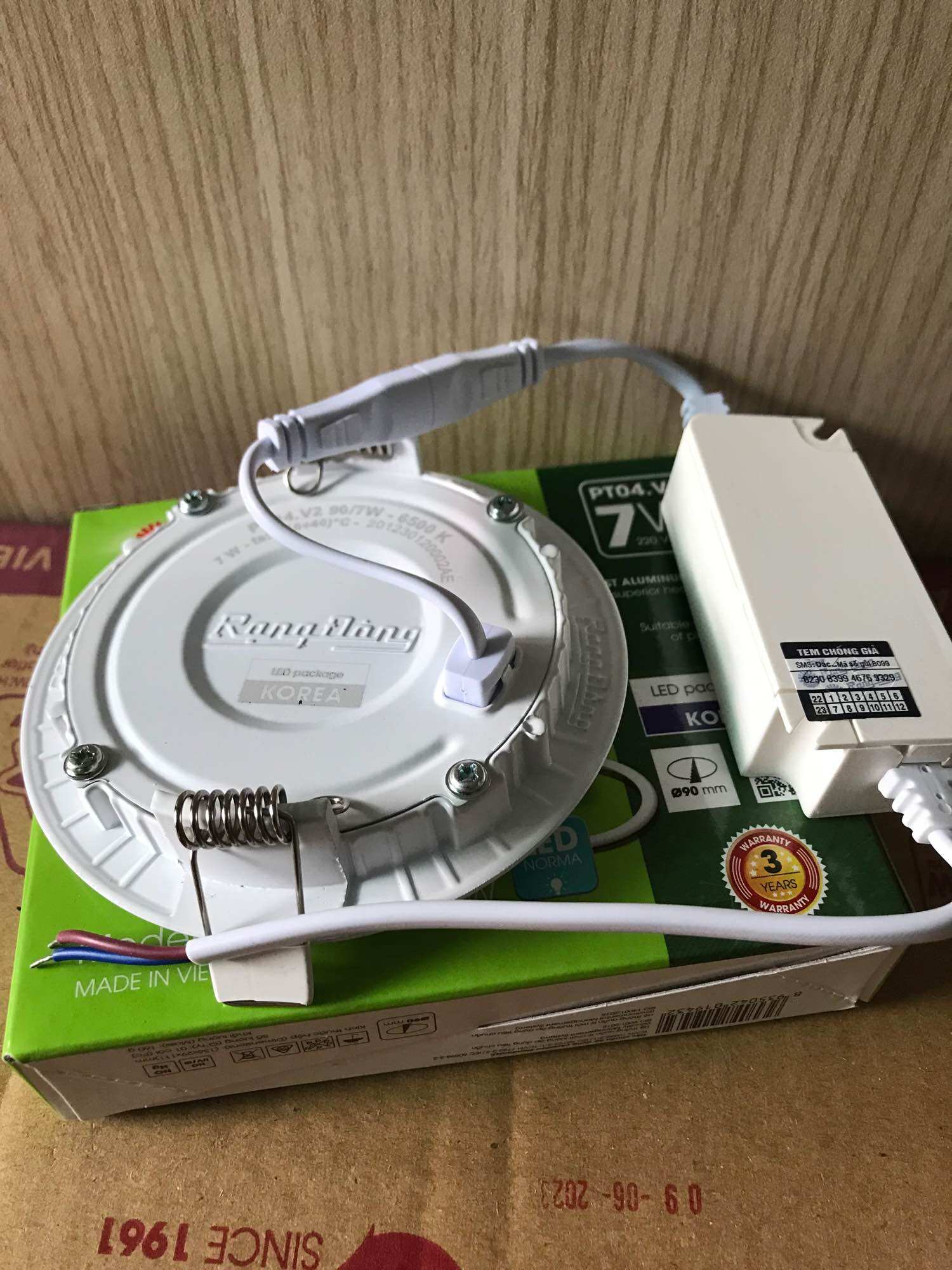 Đèn âm trần 7w/90 Rạng Đông