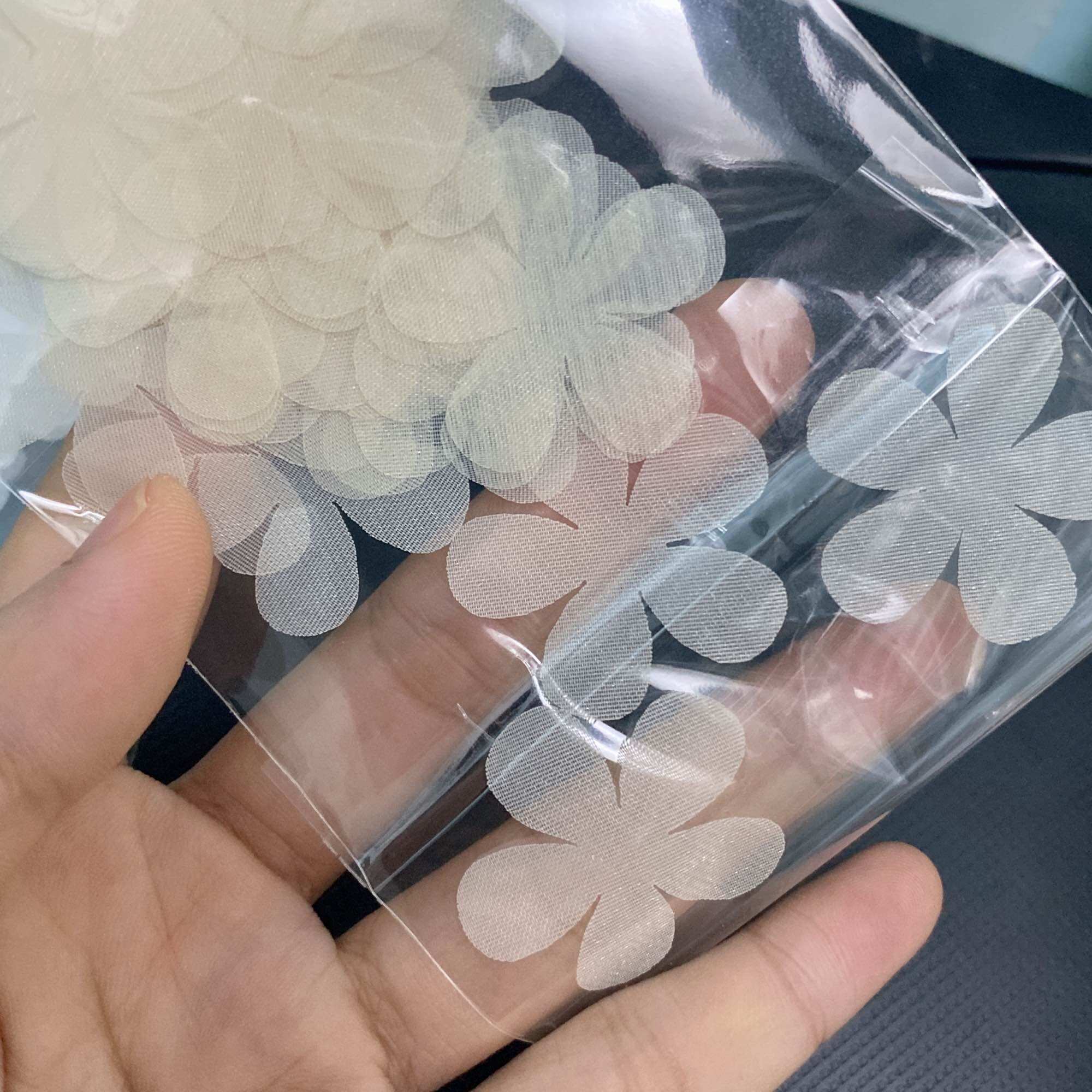 SÉT 50 HOA voan TRẮNG Đen SIZE 4,8cm