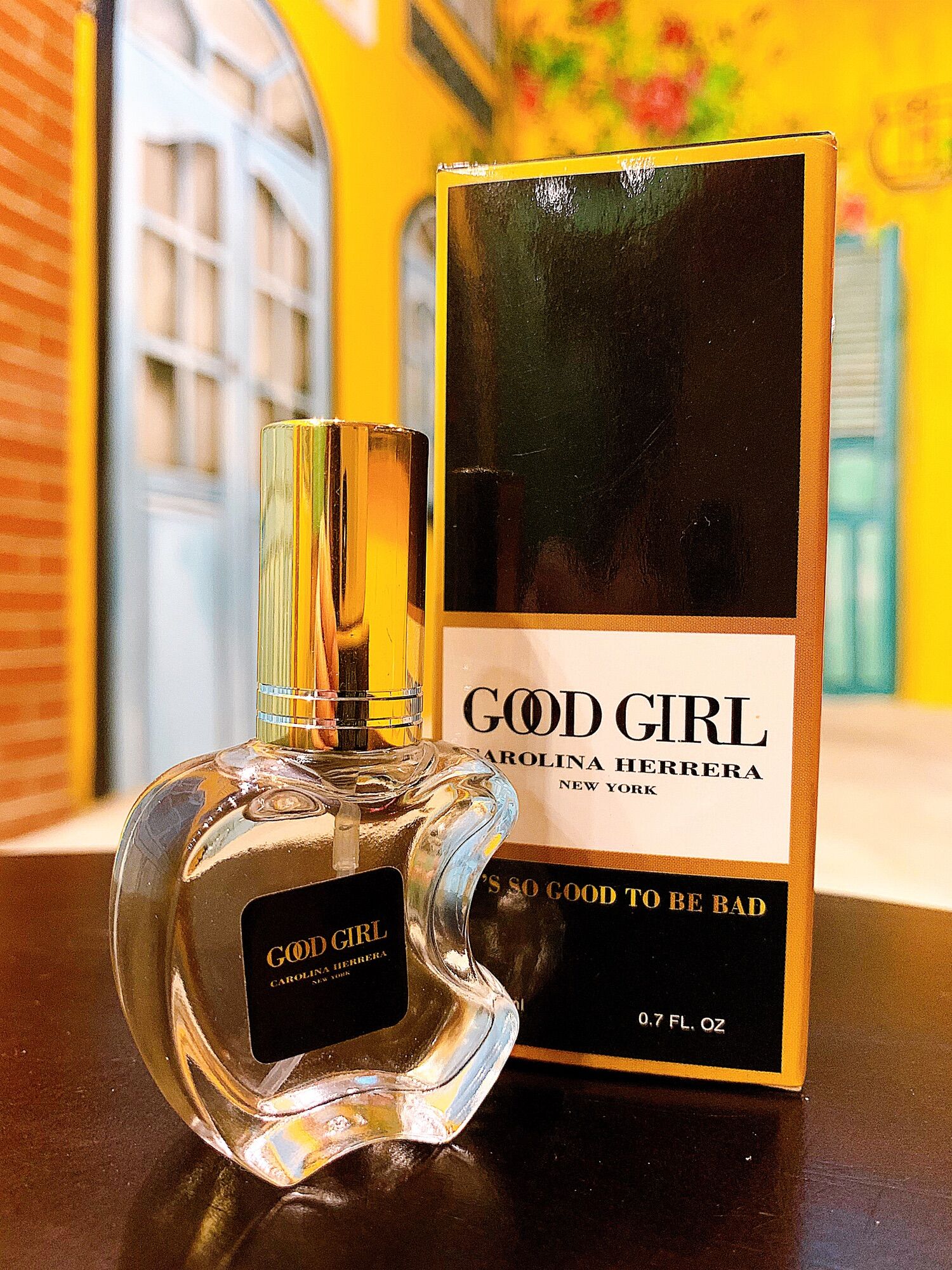 Nước Hoa Mini GOOD GIRL 20ml (Mẫu Táo)