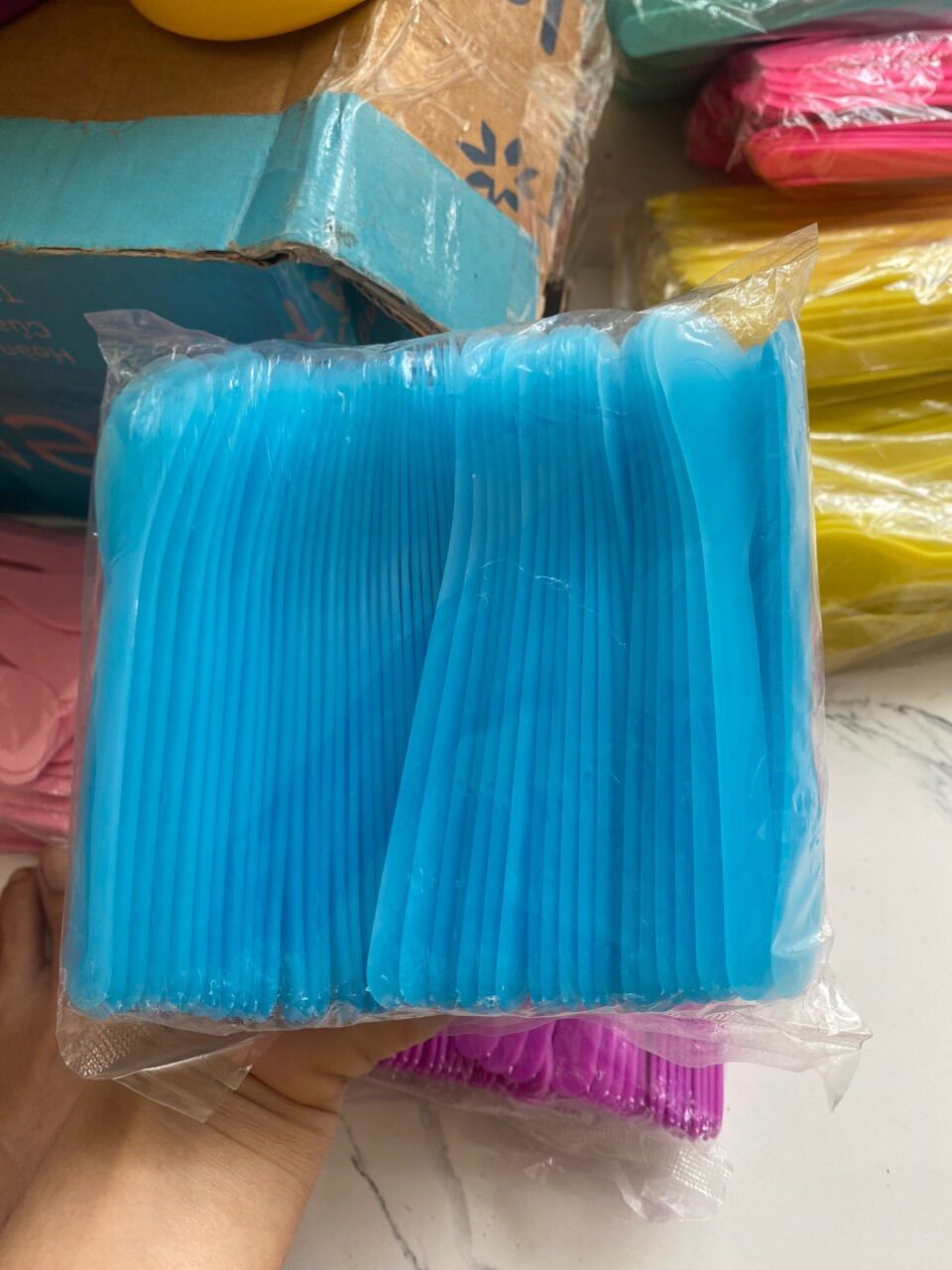 Muỗng múc kem [màu hồng đục]