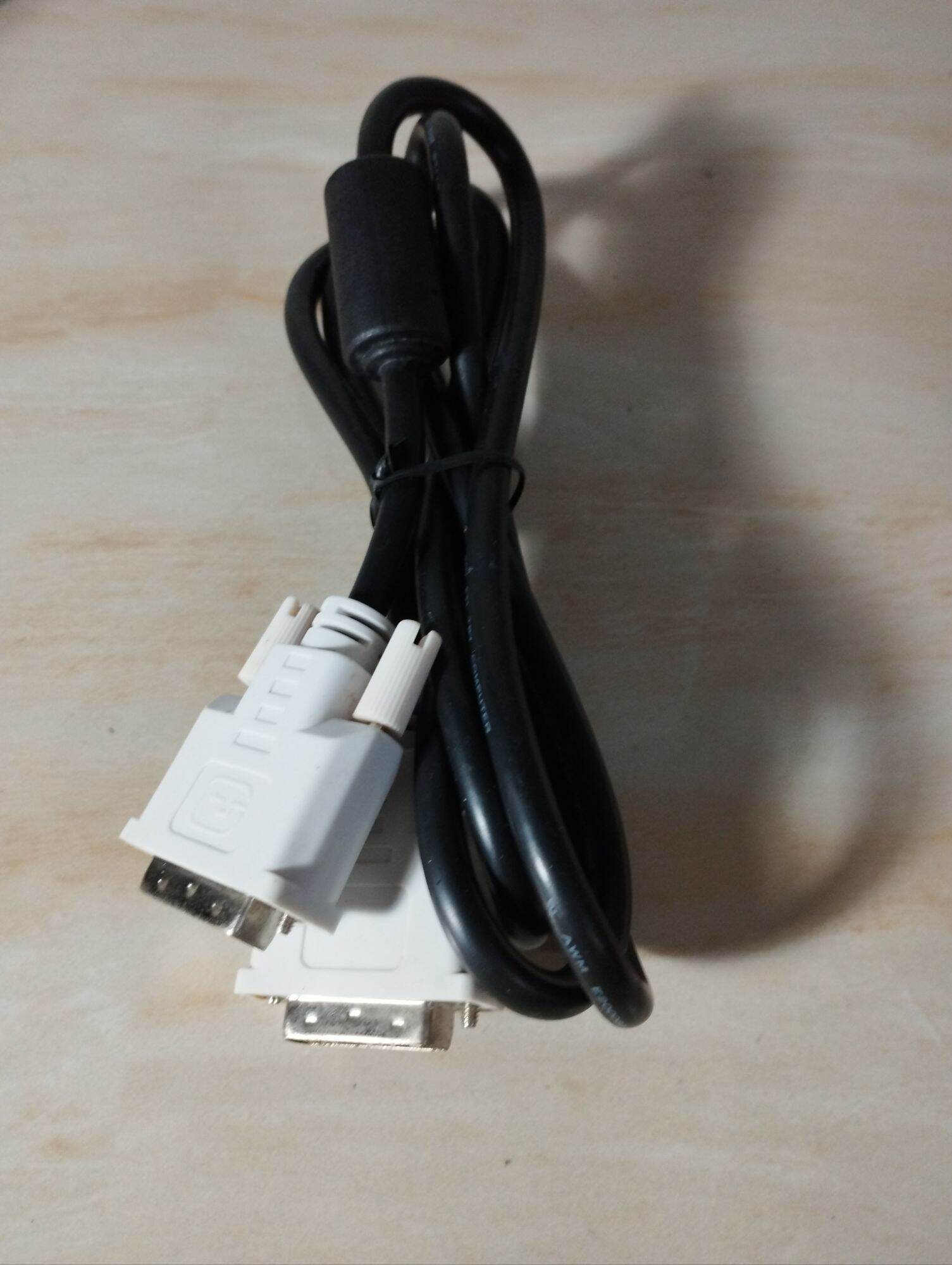 Dây cáp kết nối 2 đầu DVI hàng si Nhật bãi đã qua sử dụng