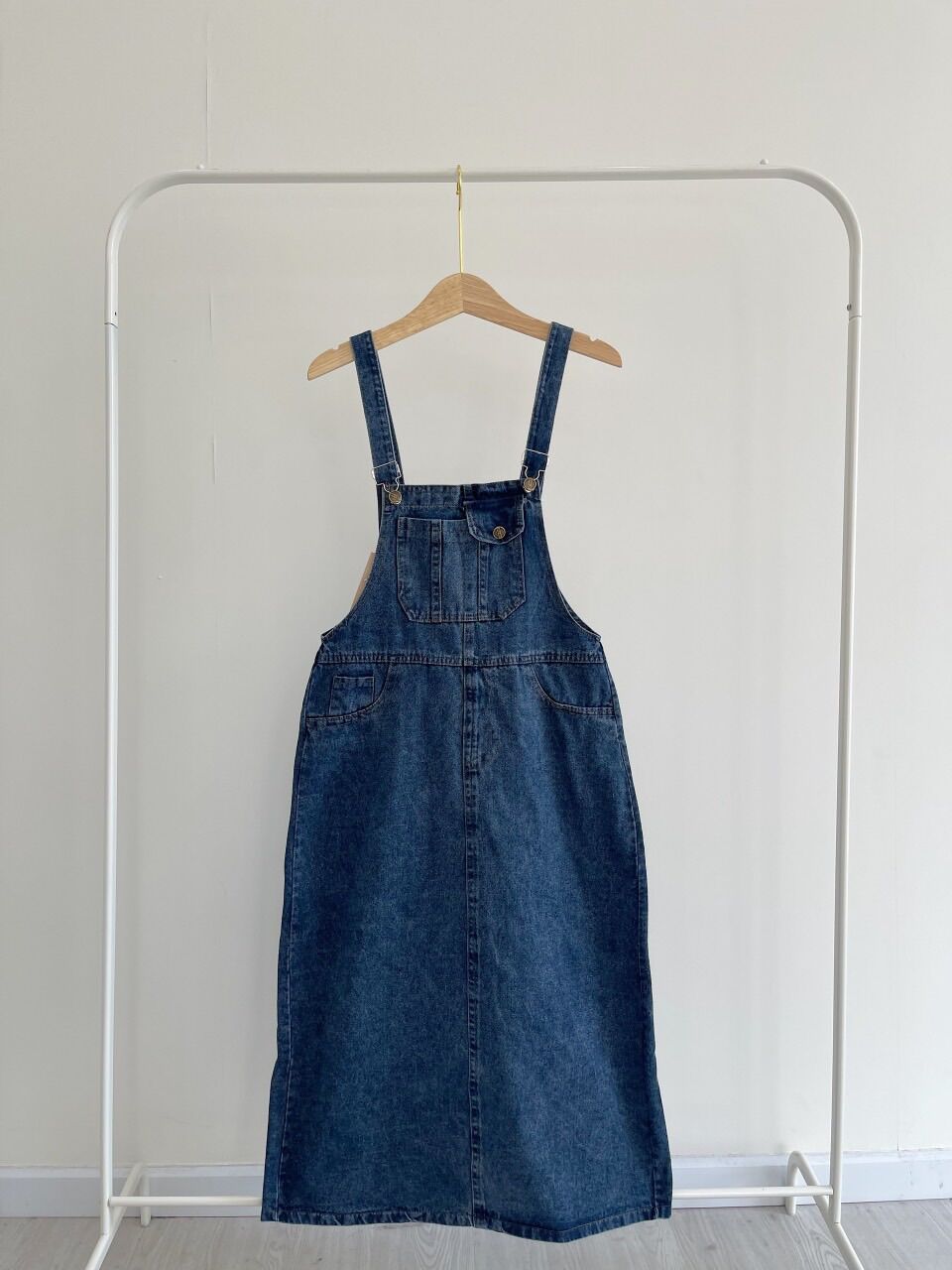 (ảnh thật, hoả tốc) 🌱 new in - Yếm jean túi hộp 🥑