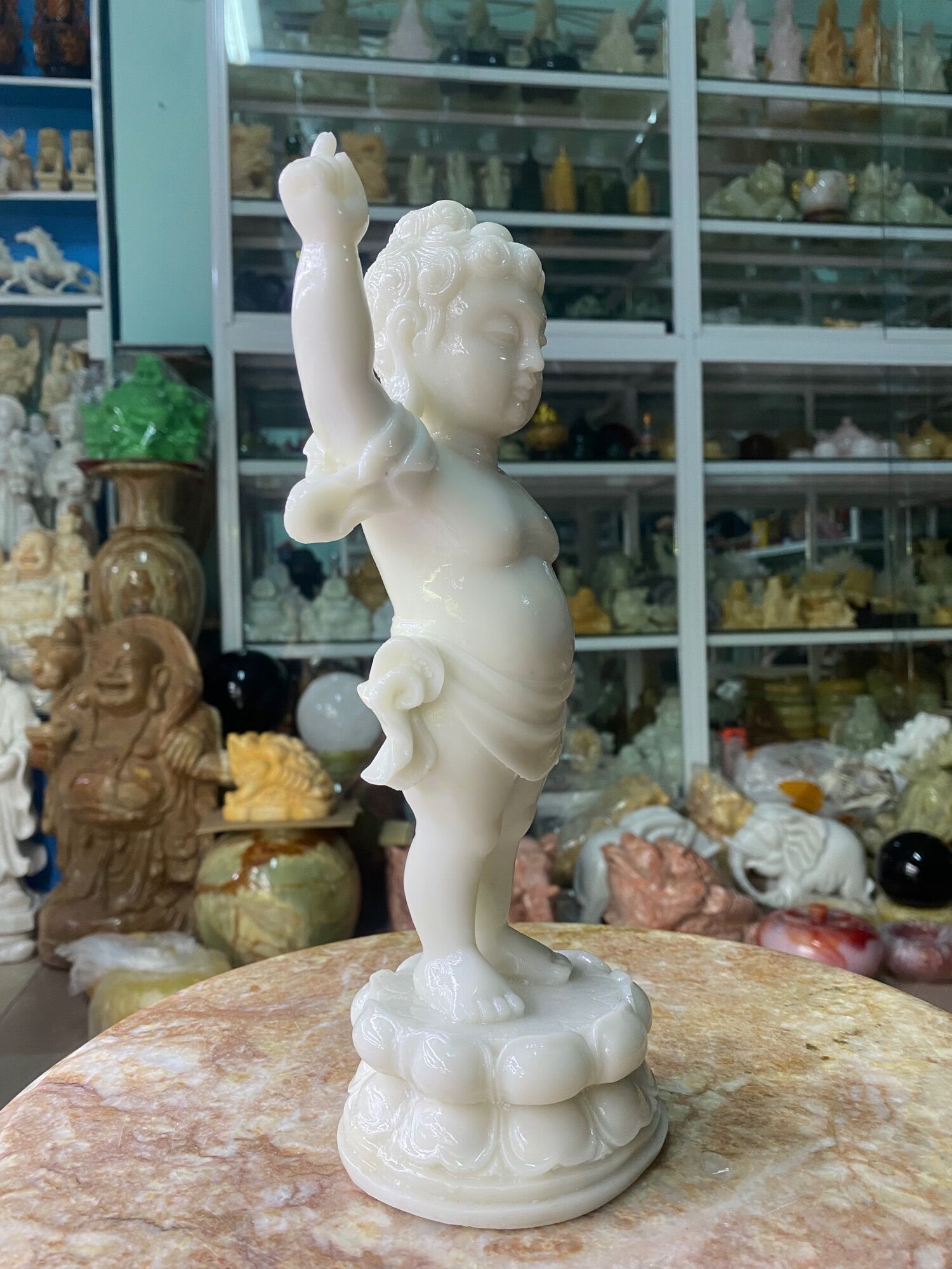 Tượng Phật Đản Sanh Đá Đúc - cao 26.5cm