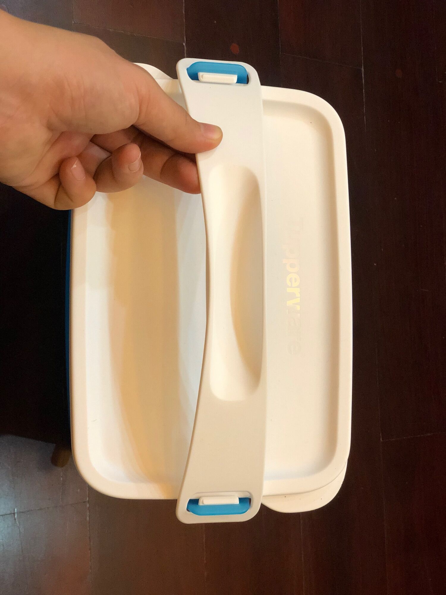 Bình đựng nước, rượu Tupperware 3.1L