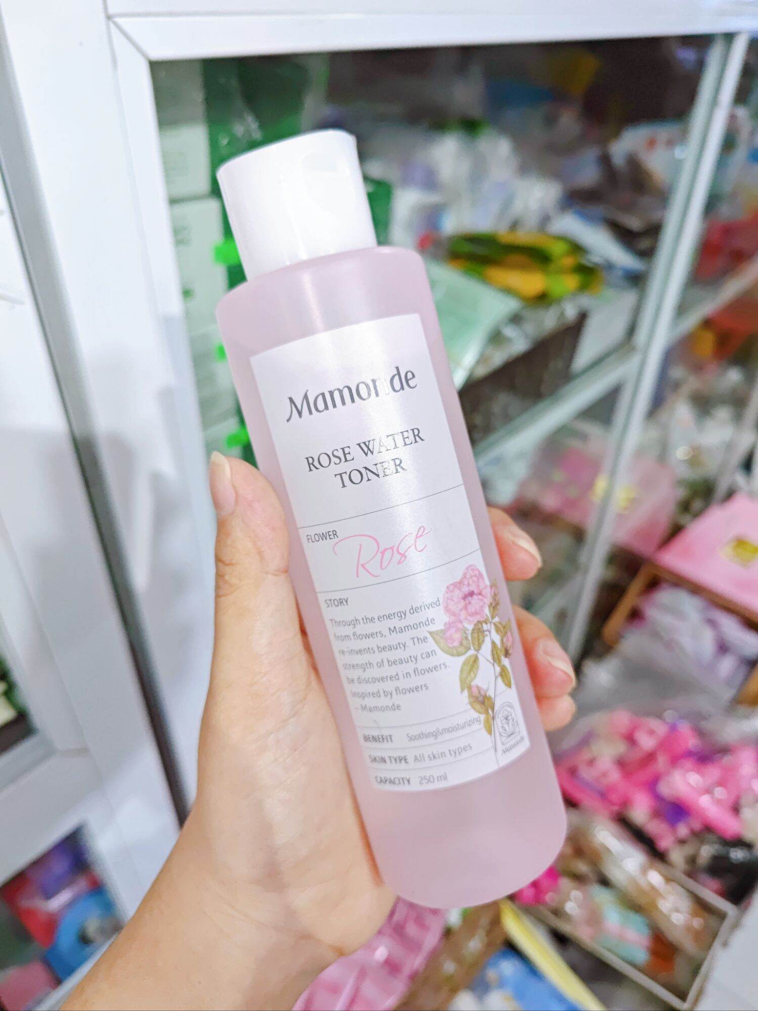 Nước Hoa Hồng Toner Mamonde Rose 250ml