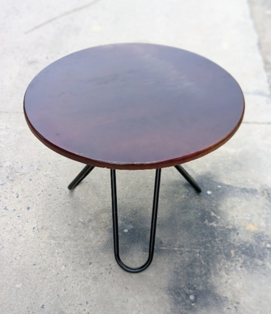 Bàn Gỗ Cao Su Nâu Cánh Gián Mặt 60cm