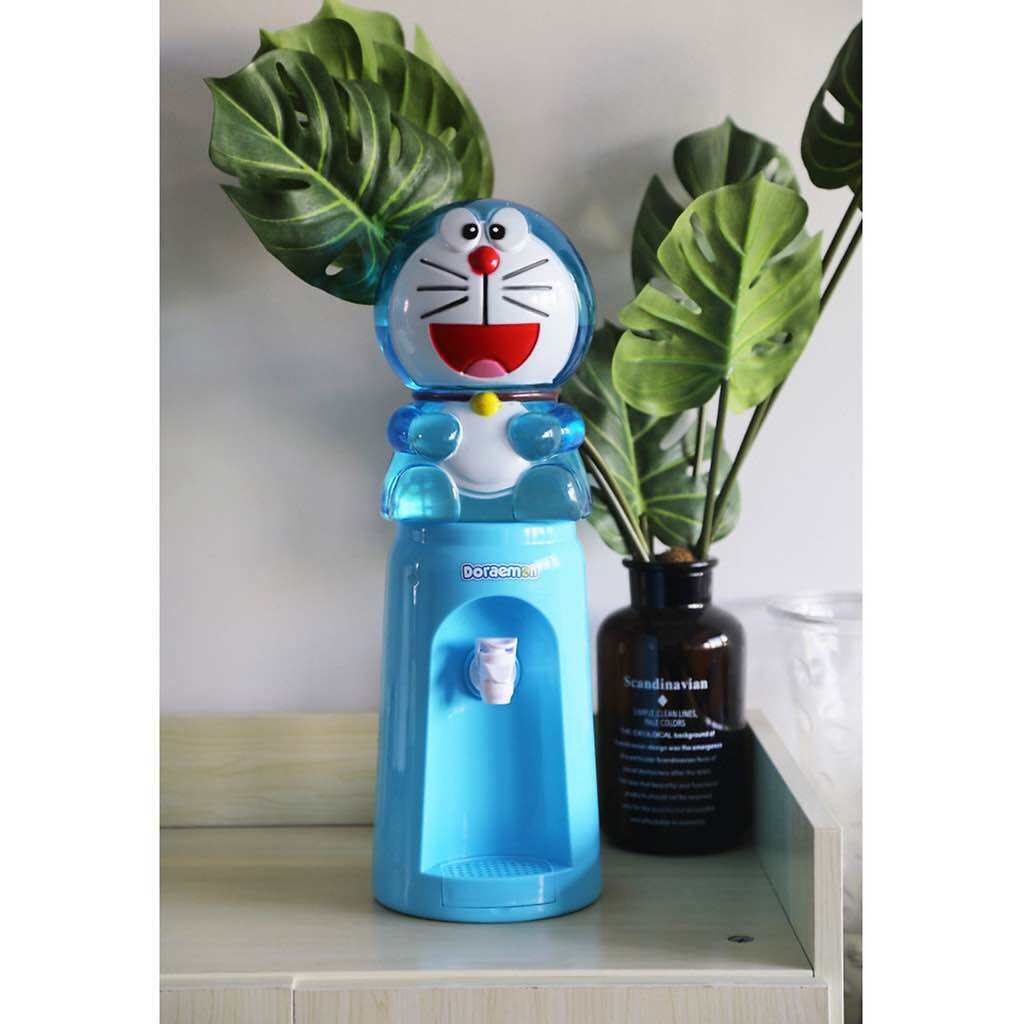 Bình Nước Doraemon Dung Tích 2 Lít Dành Cho Bé Yêu