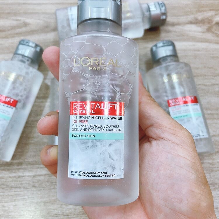 Nước tẩy trang Loreal Paris Revitalift Crystal chai 95ml