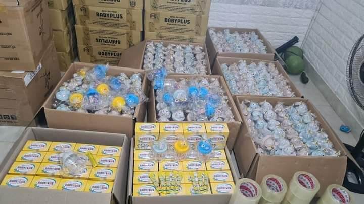 Bình tập uống nước chống sặc cho bé