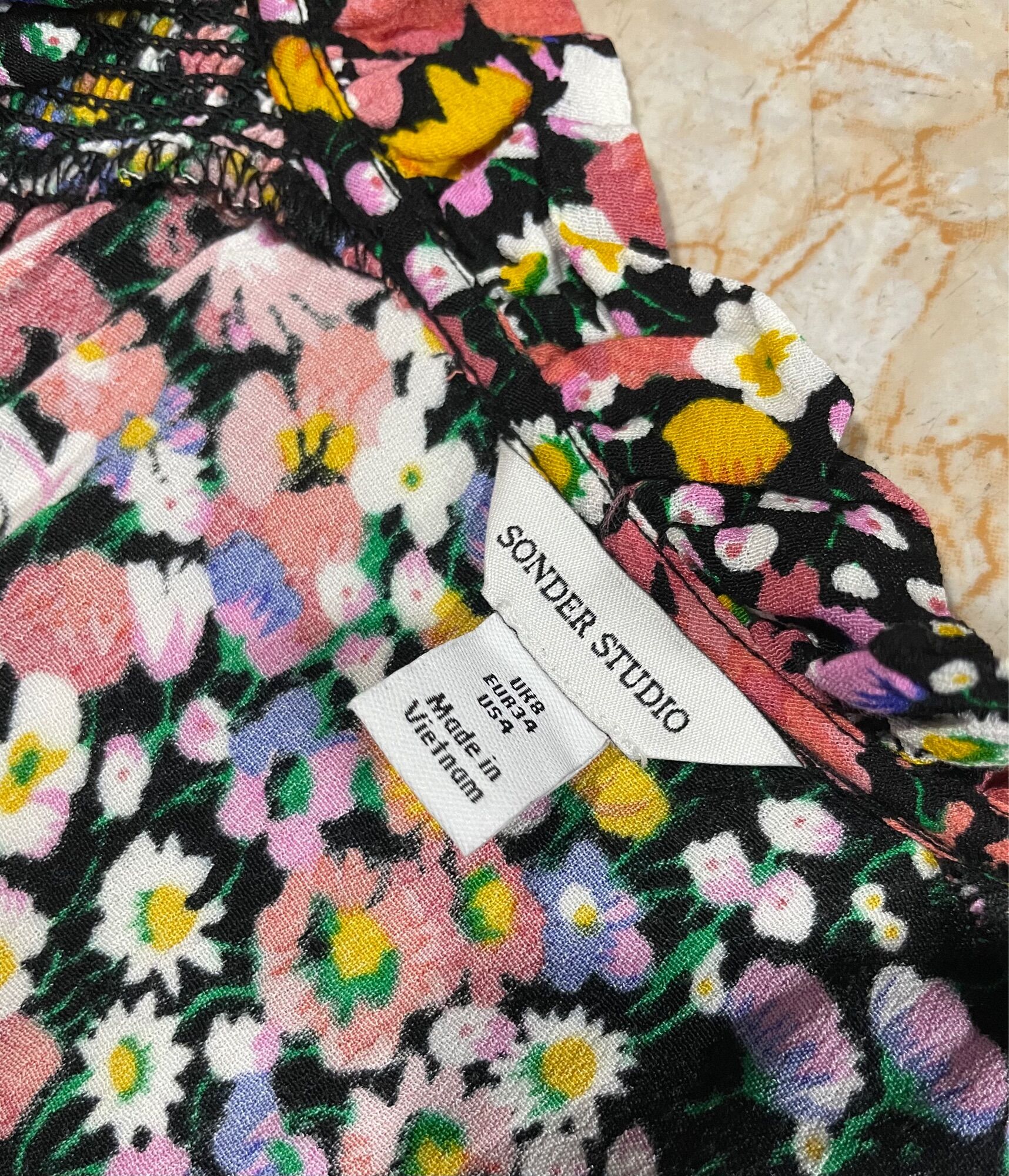 Áo Sonder Studio Dư Xịn Sang Trọng Lạ Mắt Size S M ( Có Sẵn )