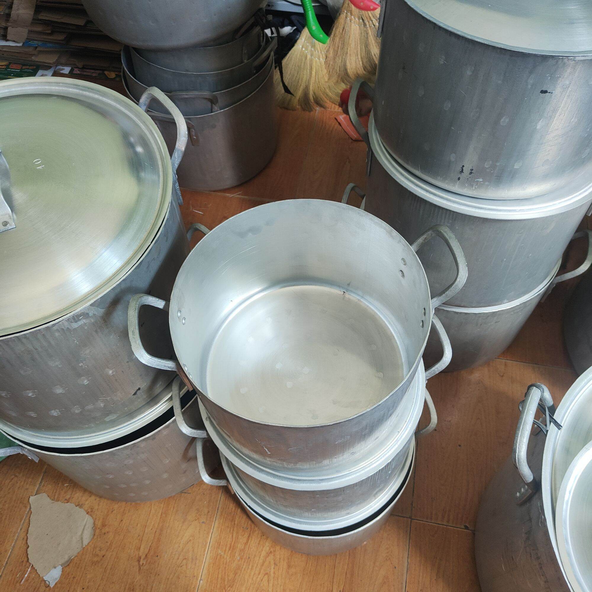 NỒI NHÔM GÒ ( 30 lít, 36lit,40 lít ,50 lít) rất dầy