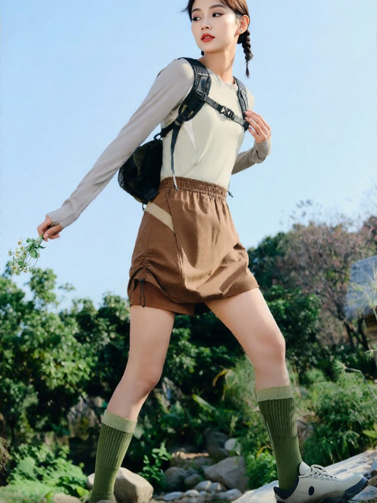 Beneunder | Water Resistant Outdoor Short Pants For Women Giá 47,257,000 Đồng*Miễn phí vận chuyển
