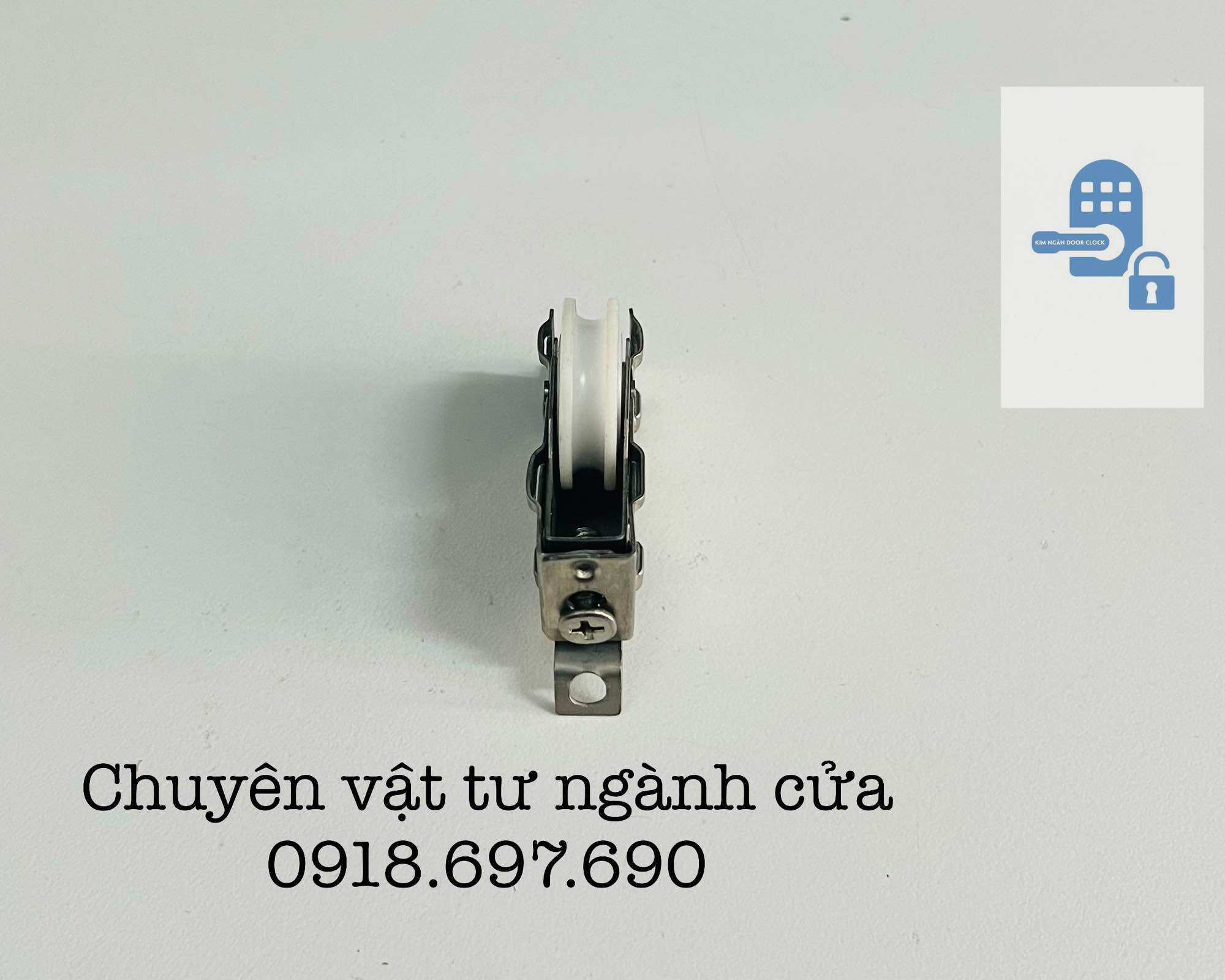 2 cái Bánh xe cửa sổ lùa nhôm ( hệ 888 )