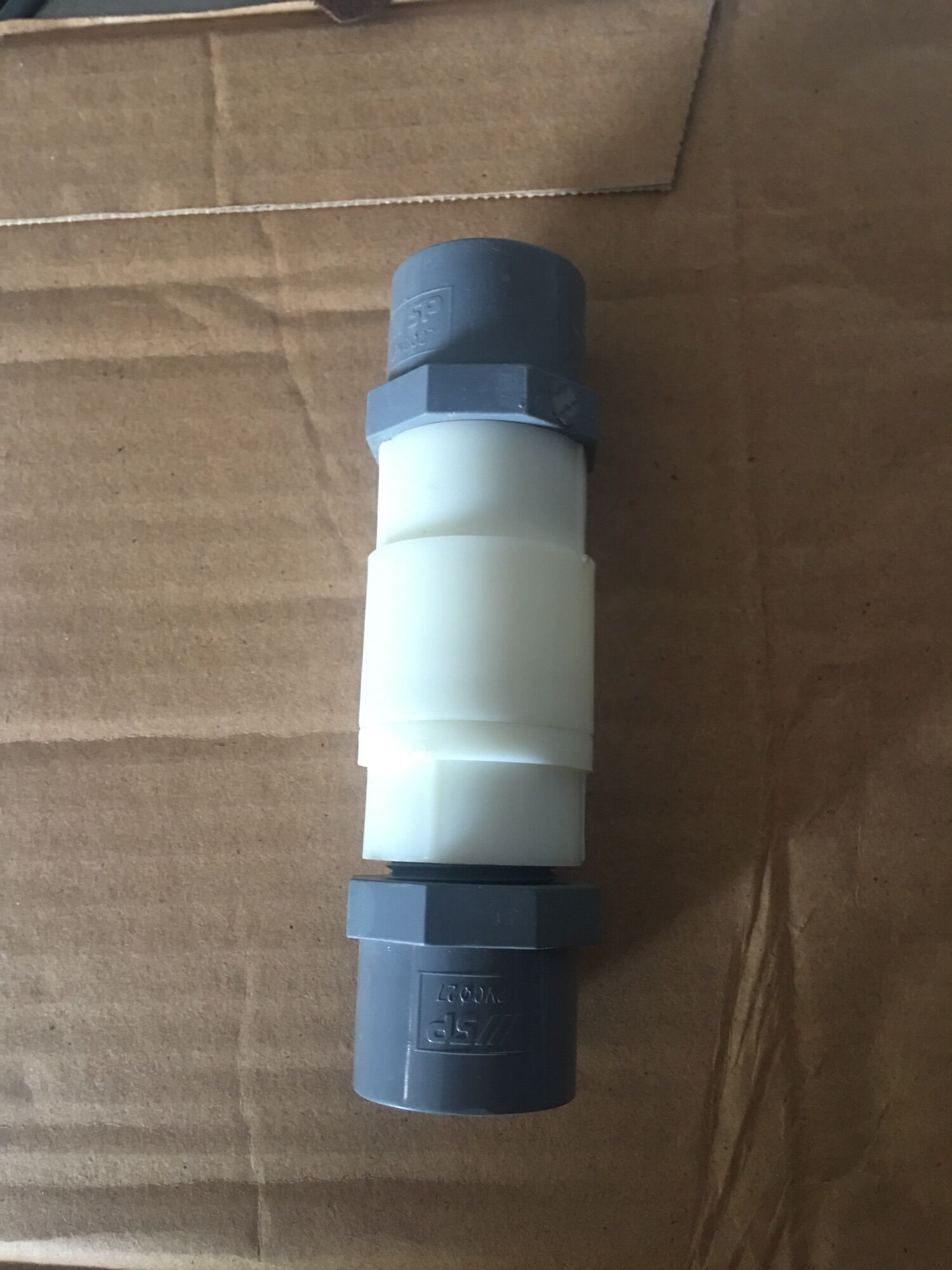 Van 1 chiều lò xo , luppe 27 ( có 2 đầu xoáy ren)