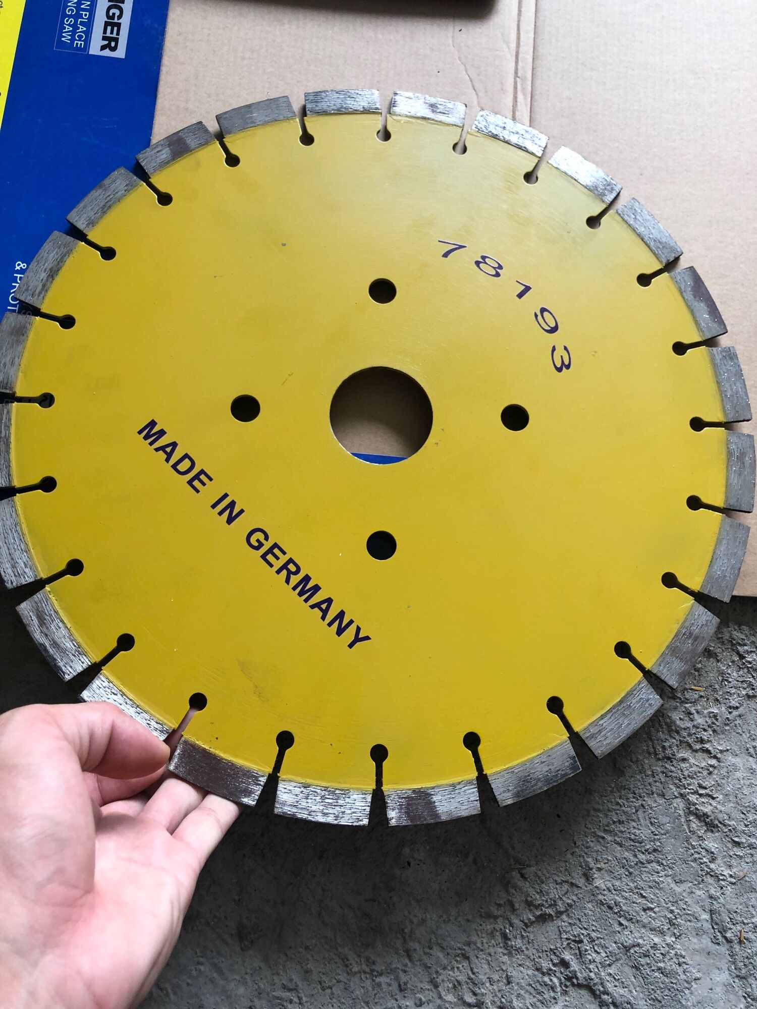 LƯỠI CƯA CẮT BÊ TÔNG KINGTONE MADE IN GERMANY