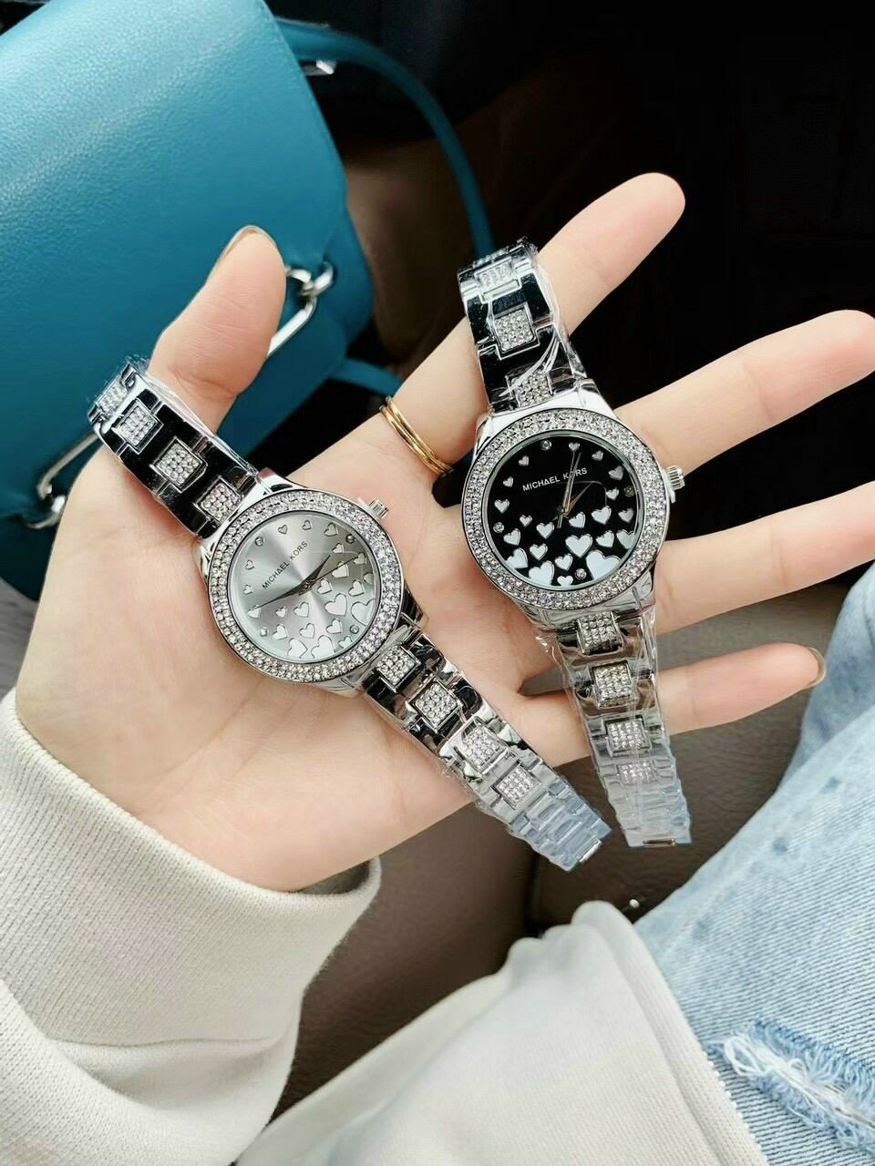 Đồng hồ nữ Michael kors trái tim viền đá 
-size 34mm