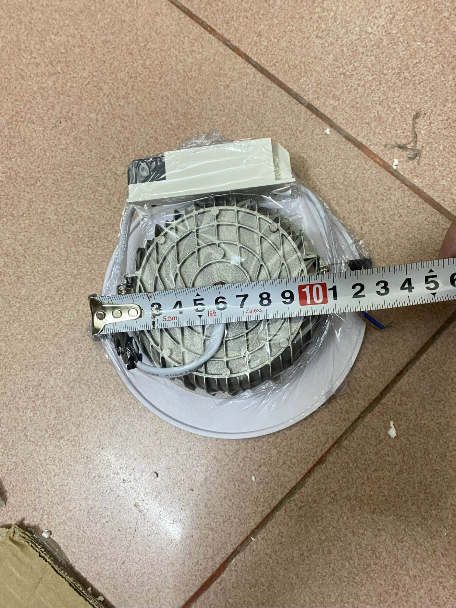 Đèn âm trần 9w phi 110 - 3 chế độ màu - bảo hành 2 năm
